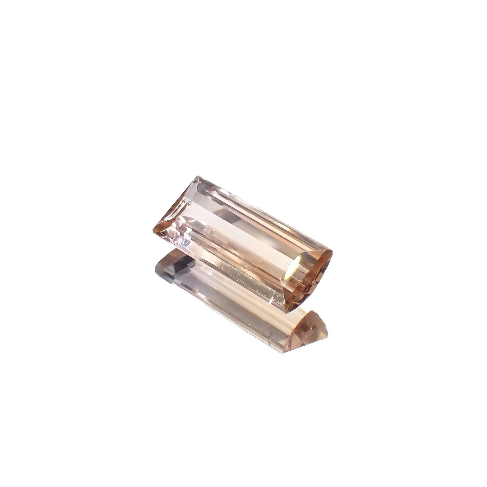 バイカラートパーズ ブラジル産 1.40ct / 10.1x4.3mm前後 [231023707]