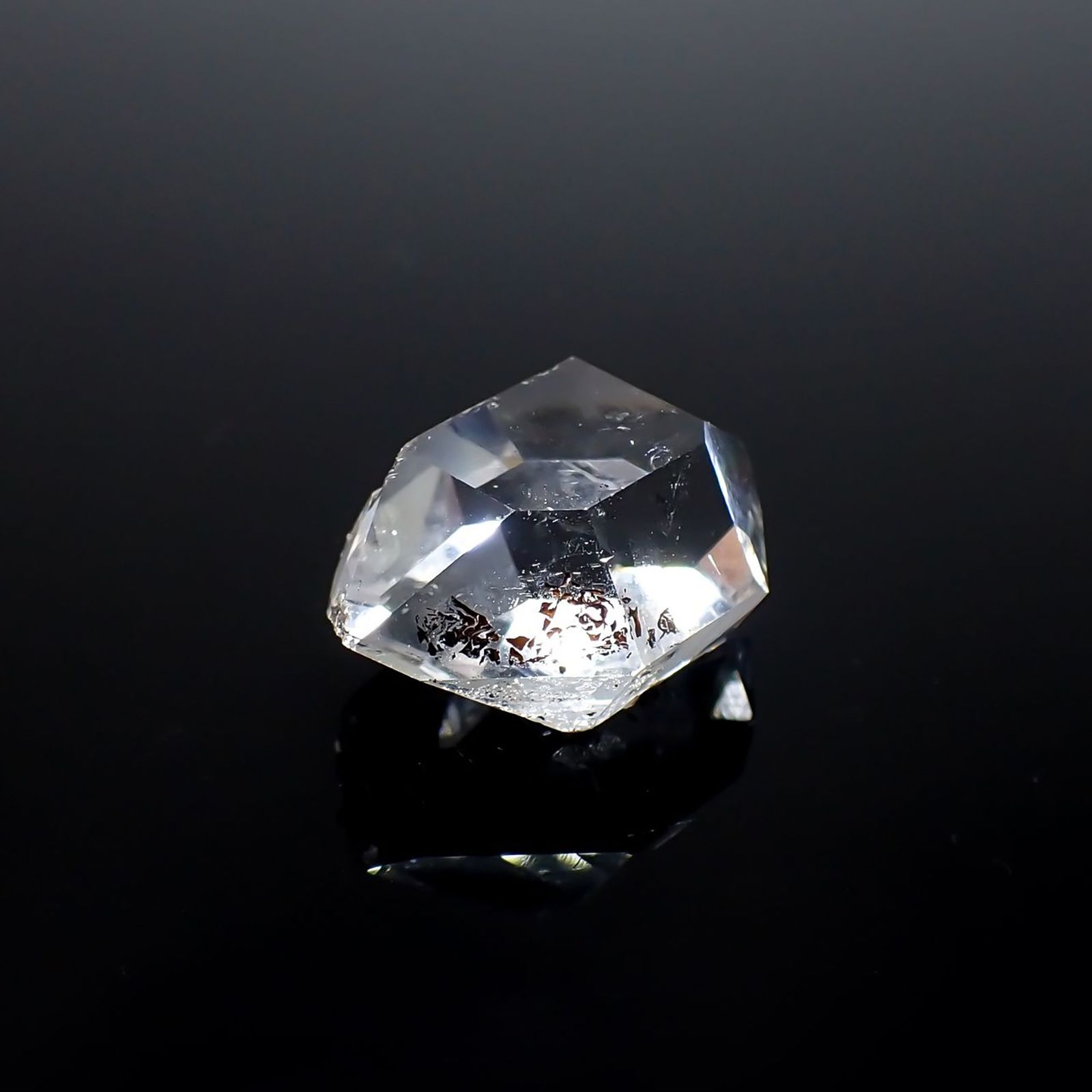 ハーキマーダイヤモンド 原石 アメリカ・ニューヨーク州産 31.85ct / 21.5x16.5mm前後 [251125125]