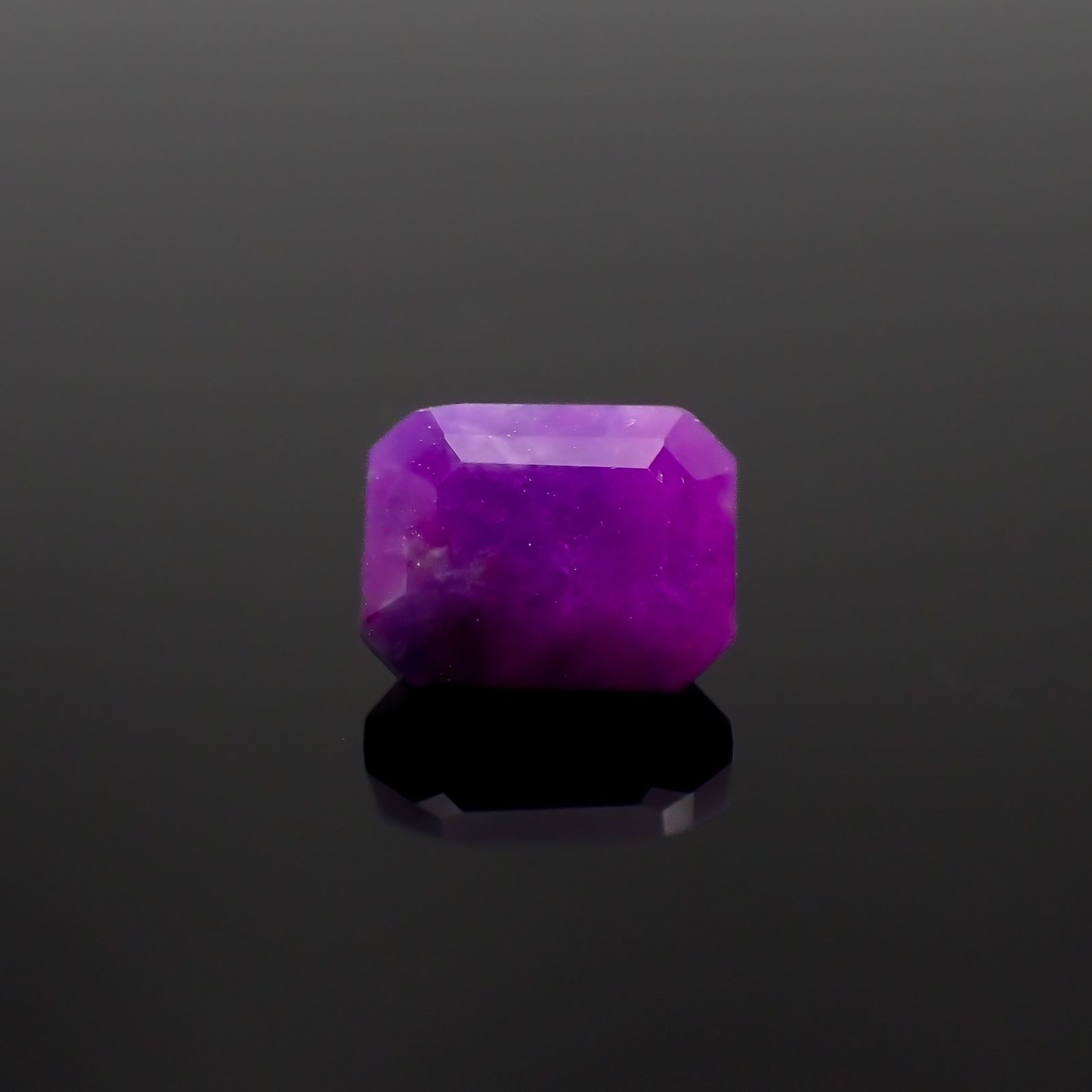 スギライト 南アフリカ産 1.19ct[230421784]6.7x5.4mm前後