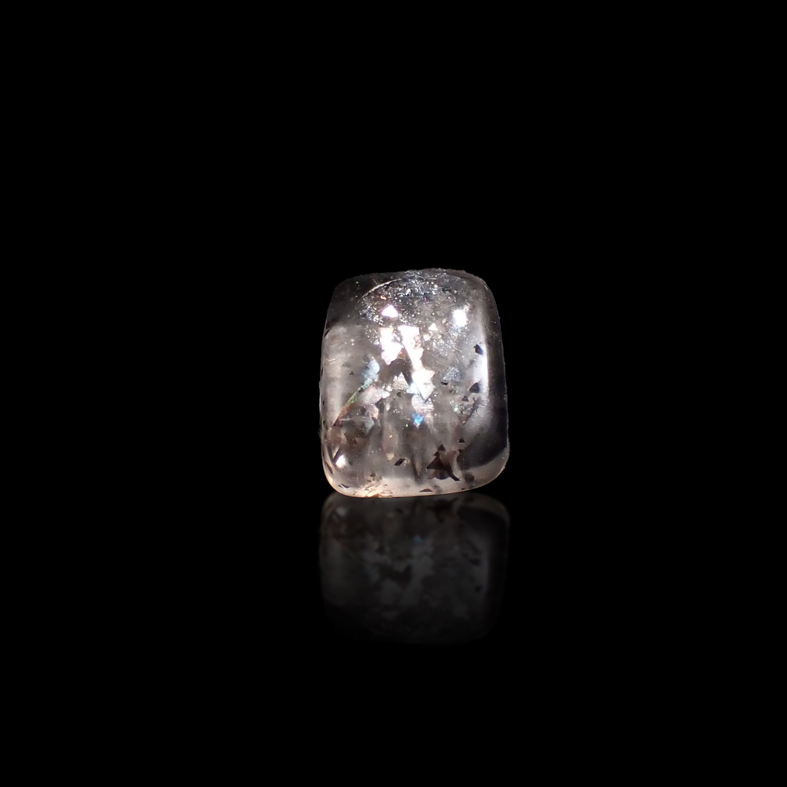 レインボーラティスサンストーン オーストラリア産 0.61ct[230722897]6.1x4.8mm前後