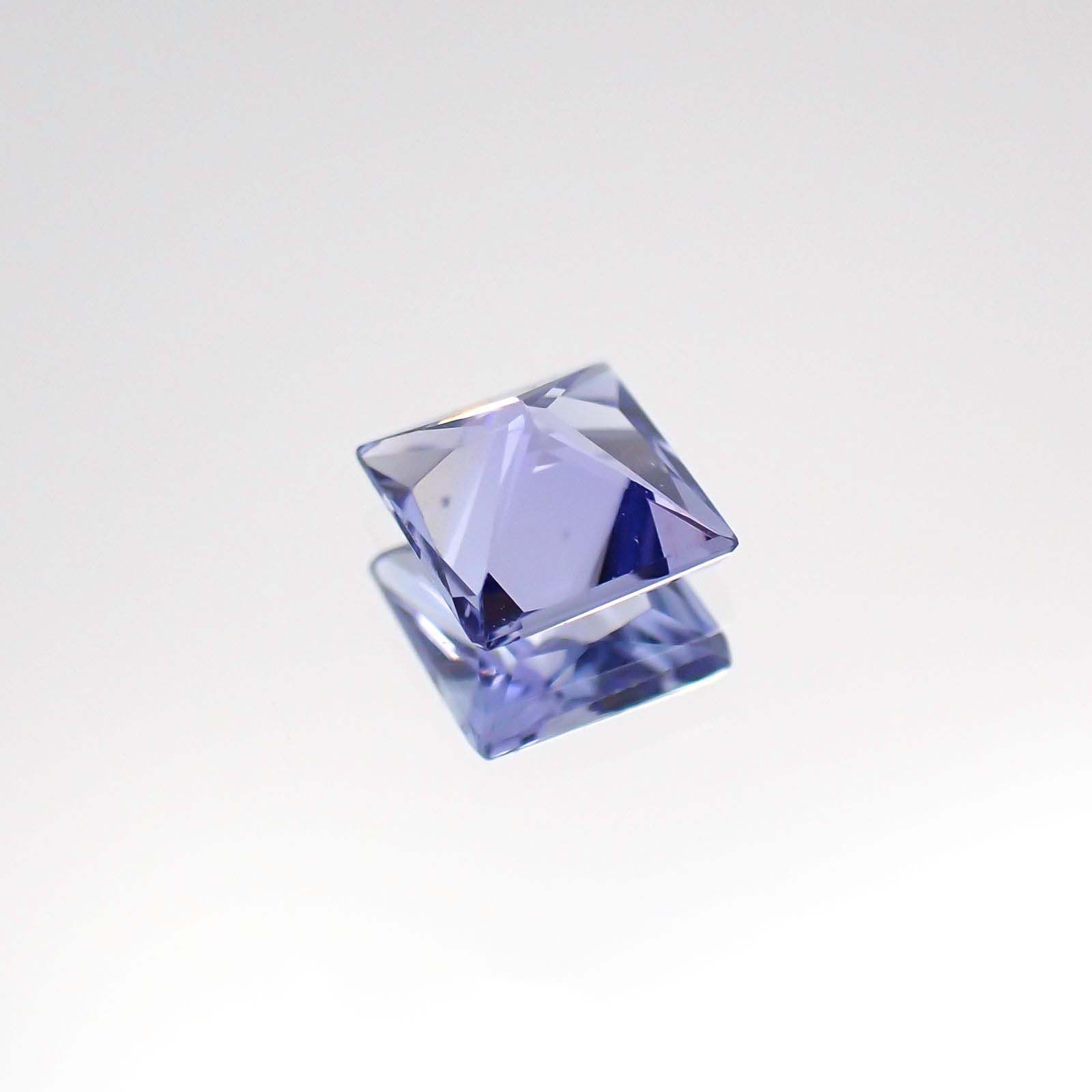 ◇プリンセスカット◇タンザナイト(宝石名タンザナイト)タンザニア産 0.60ct 識別済[230723008]4.9x4.9mm前後