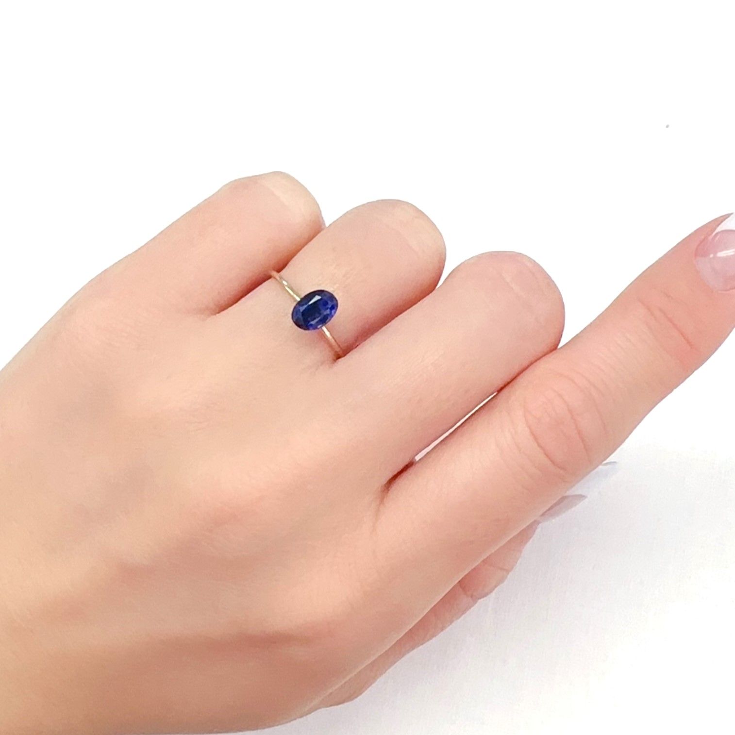 カイヤナイト(宝石名カイヤナイト)ネパール産 1.03ct 識別済[231225175]6.9x5.1mm前後