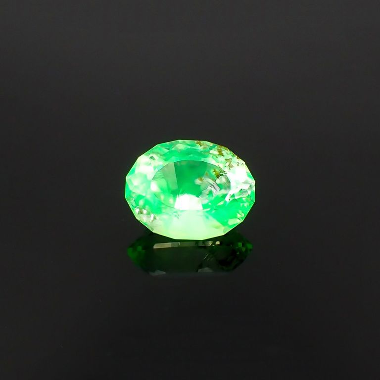 長波365(ライト)での蛍光