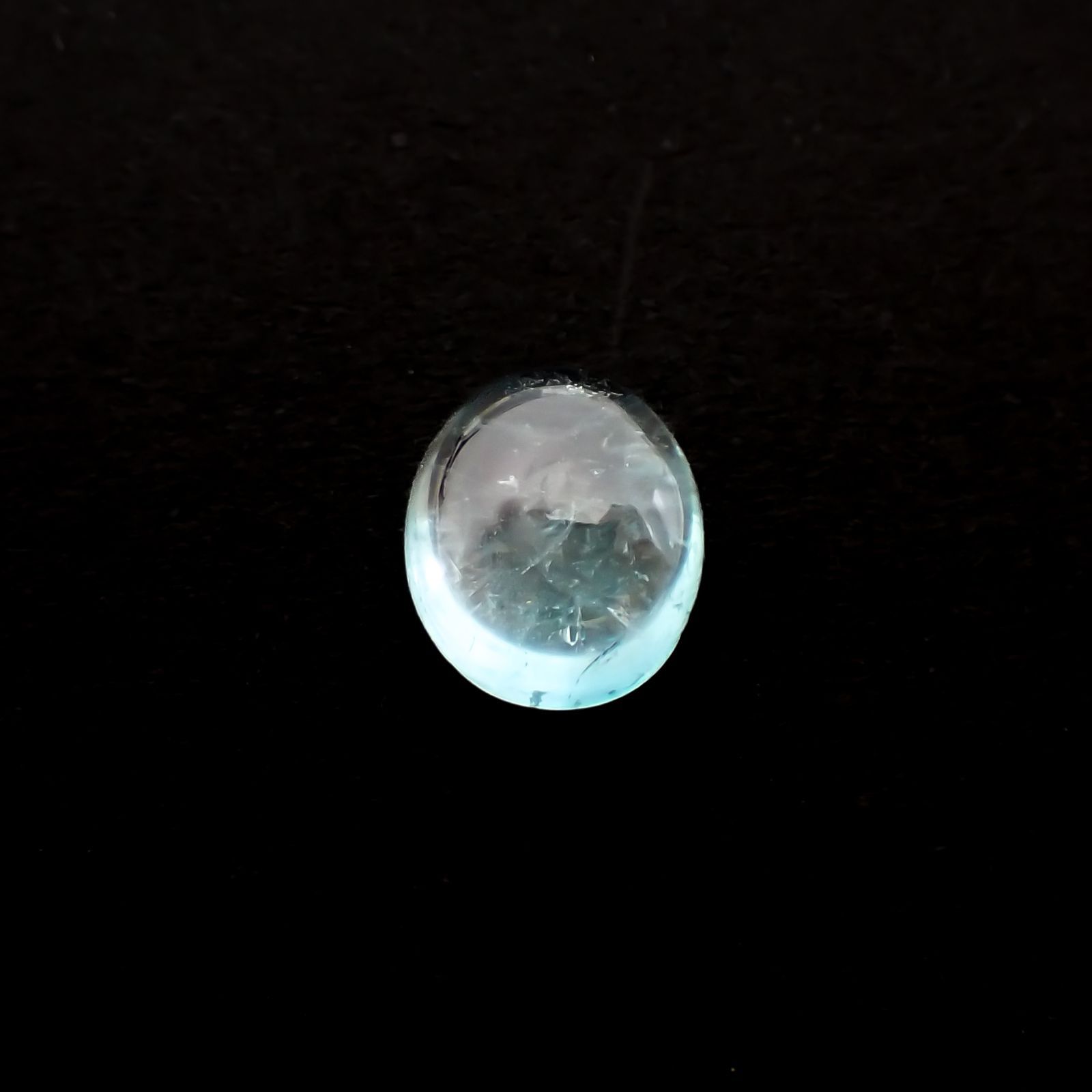 ユークレース(宝石名ブルー・ユークレース)コロンビア産 1.863ct ソ付(彩珠)[221018843]8.1x7mm前後