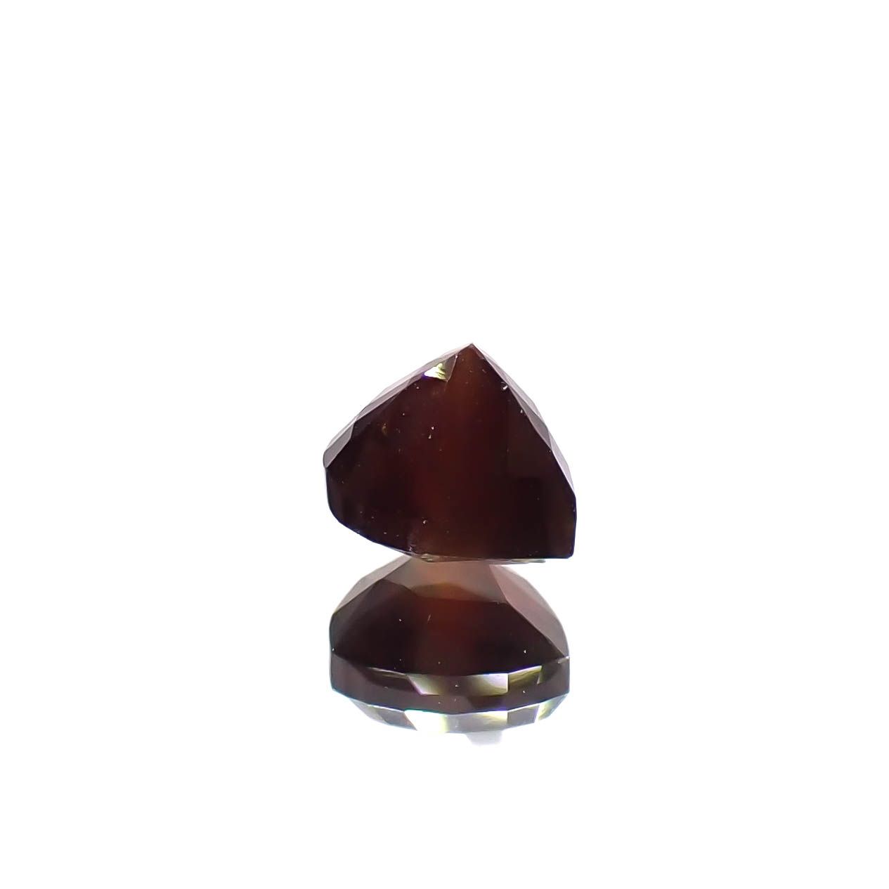 レインボーガーネット 日本・奈良県産 1.11ct[240125527]5.8x5.1mm前後