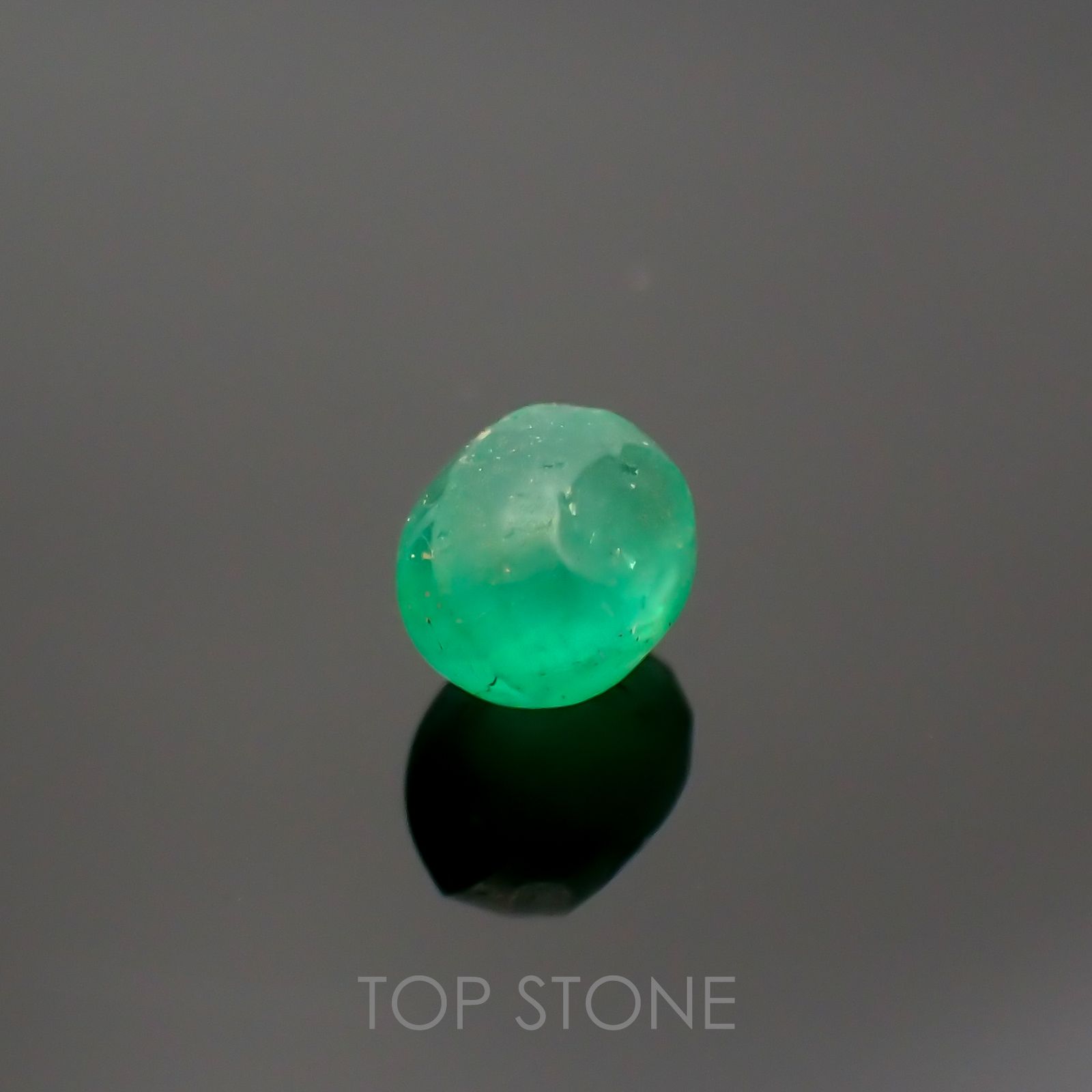 エメラルドキャッツアイ(宝石名エメラルド)コロンビア産 1.07ct