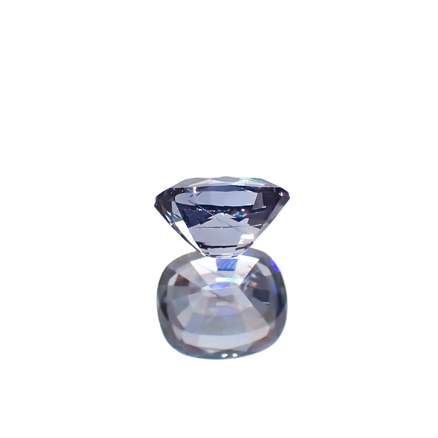 カラーチェンジガーネット アレキタイプ マダガスカル・ベキリー産 0.37ct[240125482]4.4x3.8mm前後