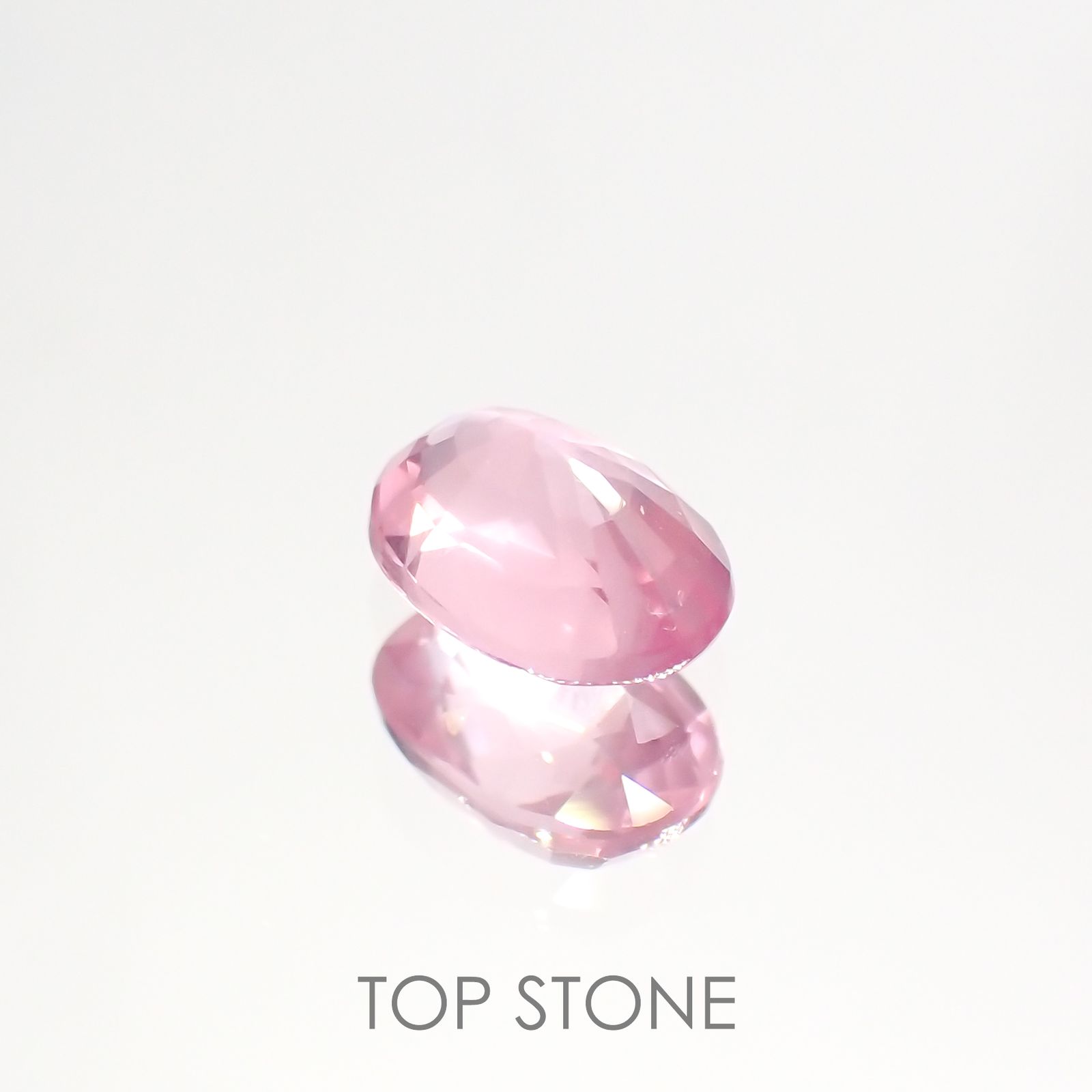 シルキーピンクスピネル(宝石名ピンク・スピネル) タンザニア産 0.87ct 識別済[210912898]6.7×4.7mm前後