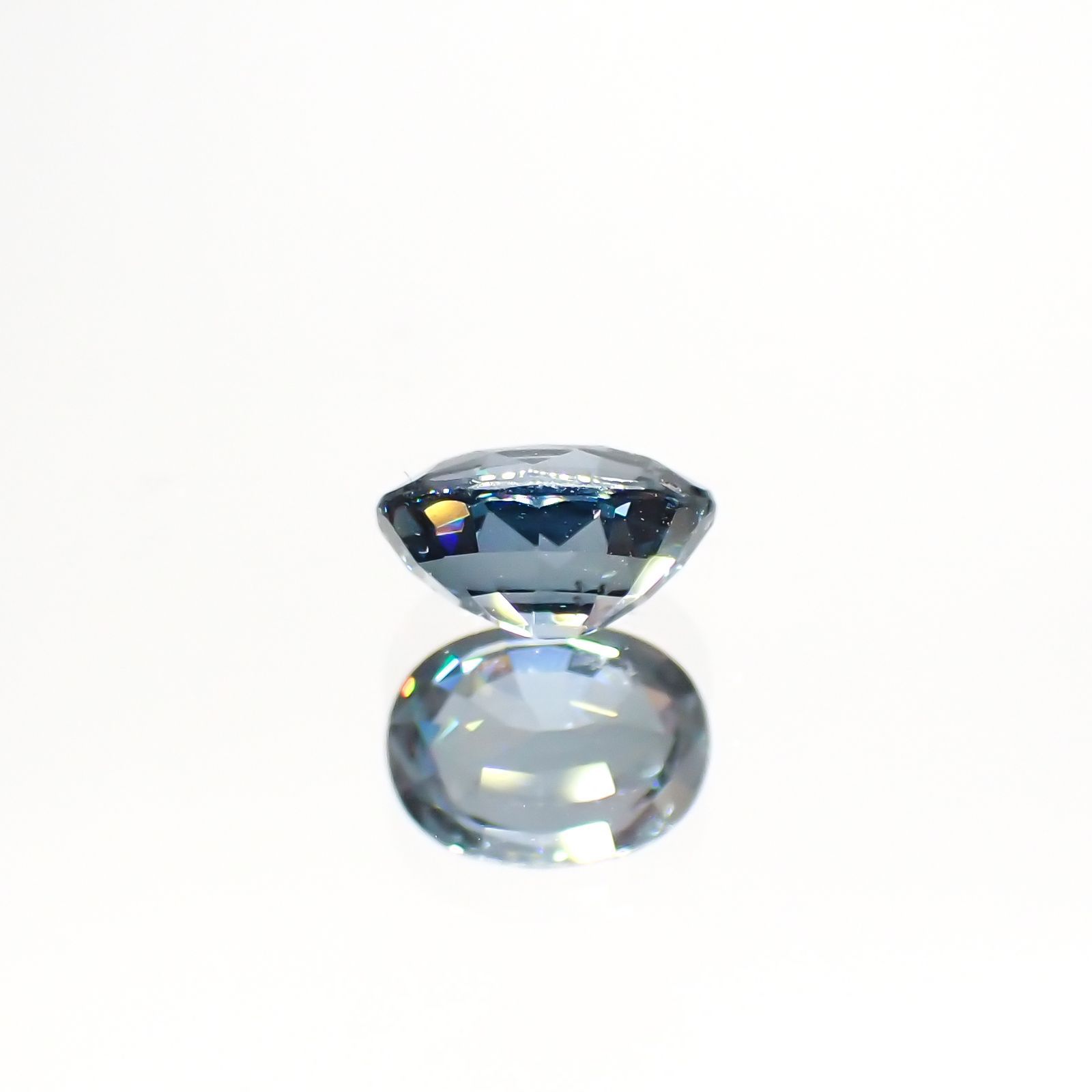 ブルースピネル(宝石名ブルー・スピネル)スリランカ産 1.196ct ソ付[220616215]7.1x5.3mm前後
