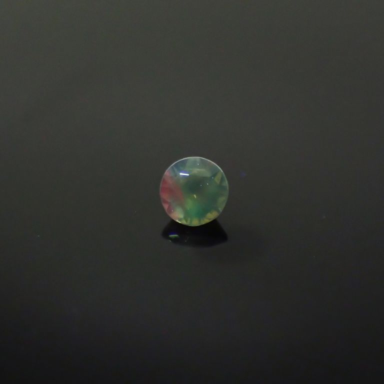 長波365(ライト)の照射で蛍光