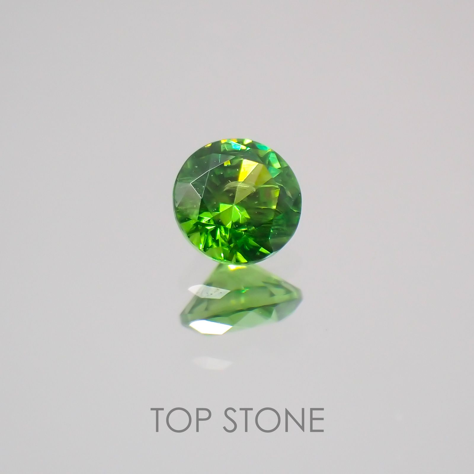 デマントイドガーネット(宝石名デマントイド・ガーネット) ロシア産 0.12ct 識別済[20063035]2.8×2.8mm前後