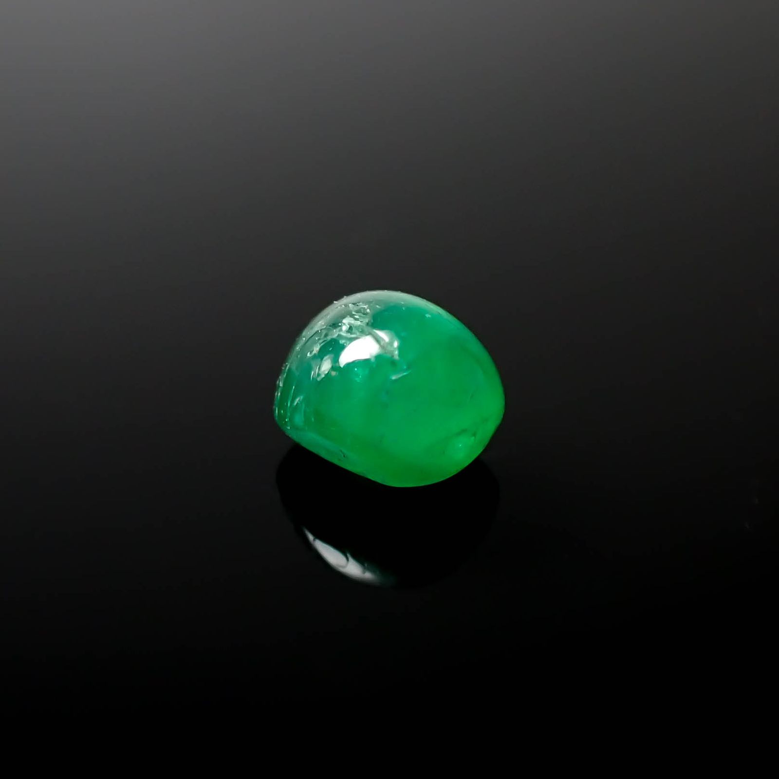 エメラルドキャッツアイ コロンビア産 0.82ct[240427223]5.4x4.9mm前後