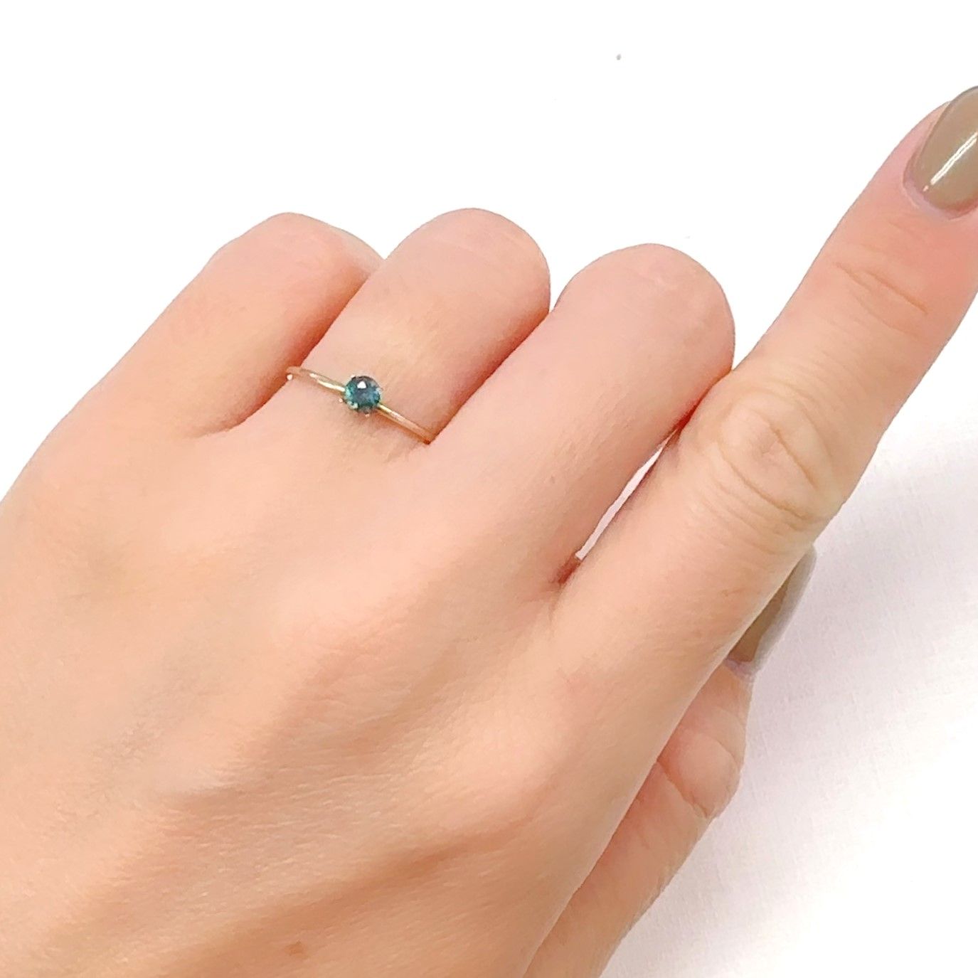 グランディディエライト マダガスカル産 0.18ct[240928851]3.6x3.5mm前後