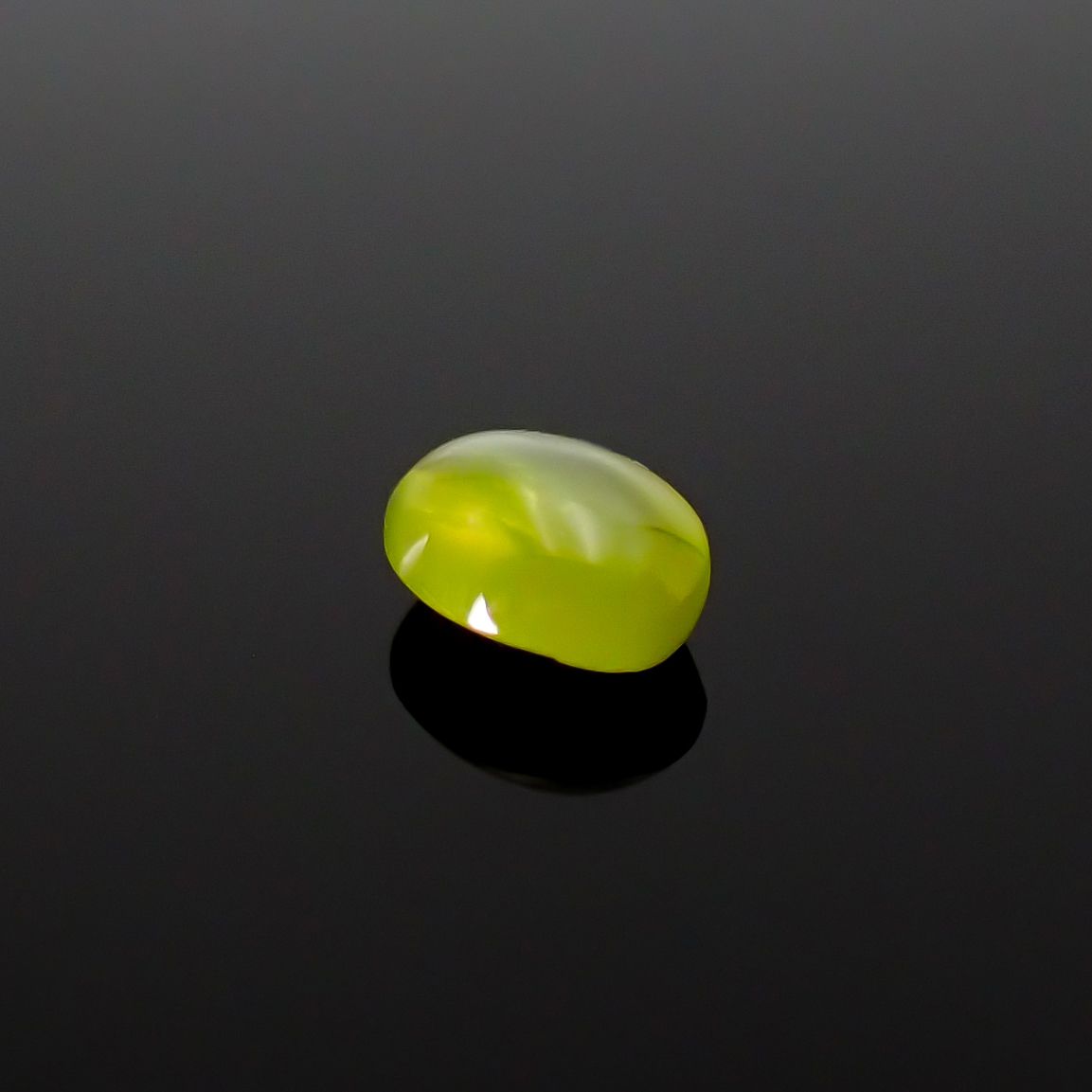 クリソベリルキャッツアイ スリランカ産 0.56ct[240226111]5.1x4.1mm前後