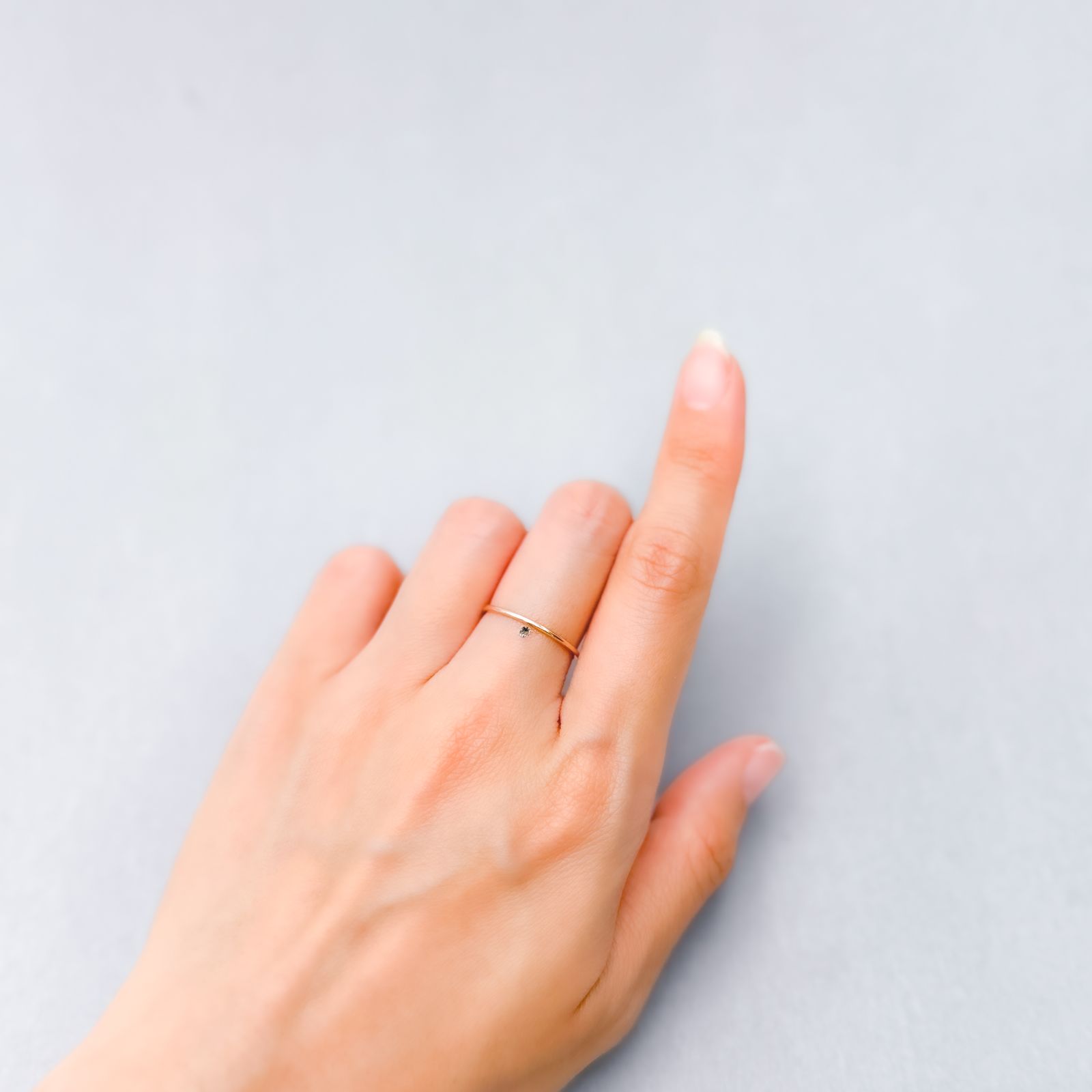 アレキサンドライト ロシア産 0.031ct [250530361]1.9x1.9mm前後