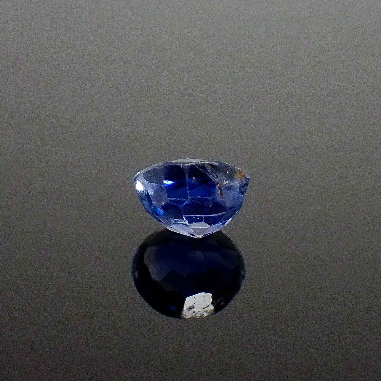 カシミールサファイア 非加熱(宝石名サファイア)インド・カシミール地方産 GIA鑑付 0.50ct / 4.65x4.07mm前後 [260832721]