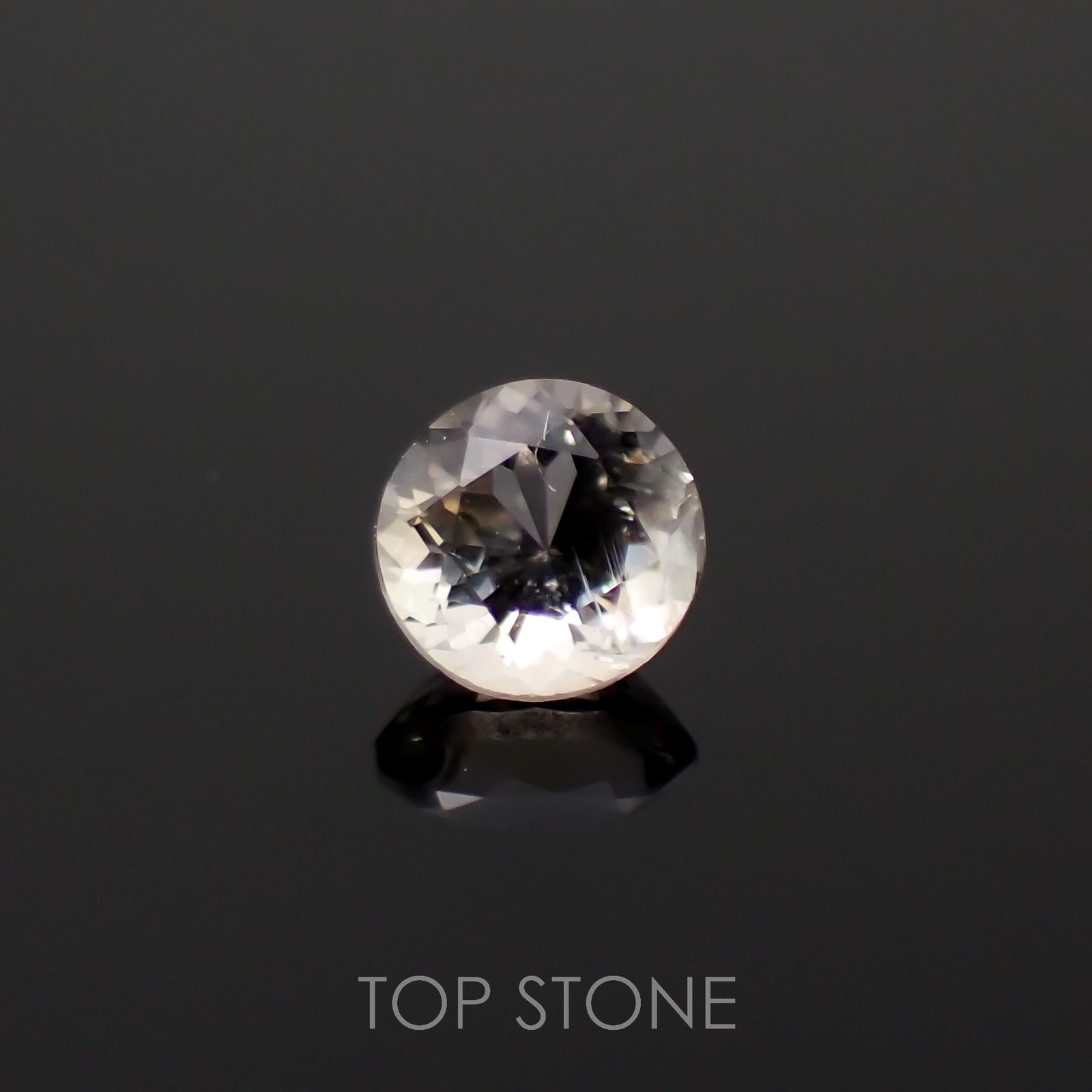 サニディン(宝石名サニディン)ドイツ産 0.16ct 識別済[221018940]3.5x3.4mm前後