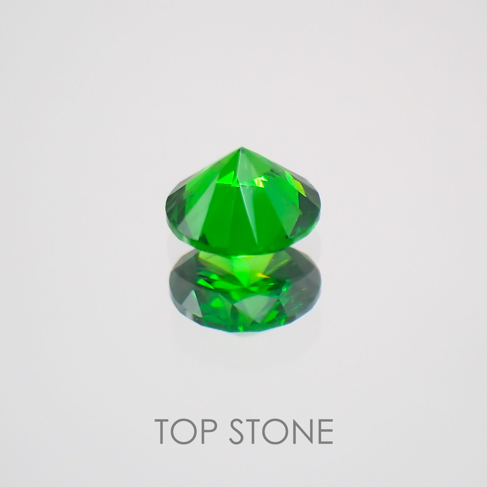 デマントイドガーネット(宝石名デマントイド・ガーネット)  ロシア産 0.166ct ソ付(彩珠)[210410514]3.3×3.3mm前後
