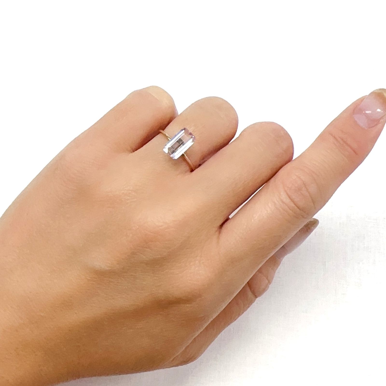 クンツァイト(宝石名クンツァイト)アフガニスタン産 1.55ct 識別済[231023870]9.5x5.5mm前後