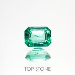 エメラルド(宝石名エメラルド)コロンビア産 0.23ct 識別済[220817277]4.3x3.3mm前後