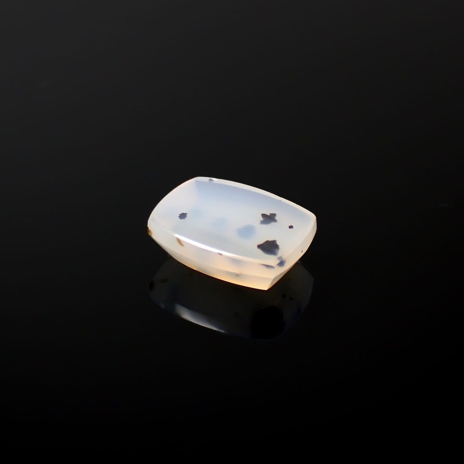 モンタナアゲート アメリカ・モンタナ州産 6.07ct / 13.6x10.4mm前後 [240427113]