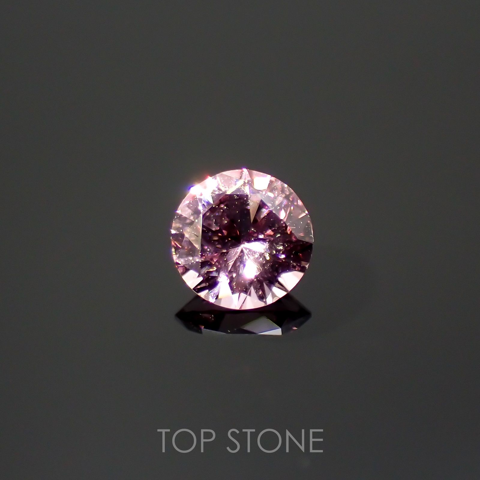 カラーシフトマラヤガーネット(宝石名ガーネット)タンザニア産 0.20ct 識別済[220515837]3.5x3.5mm前後