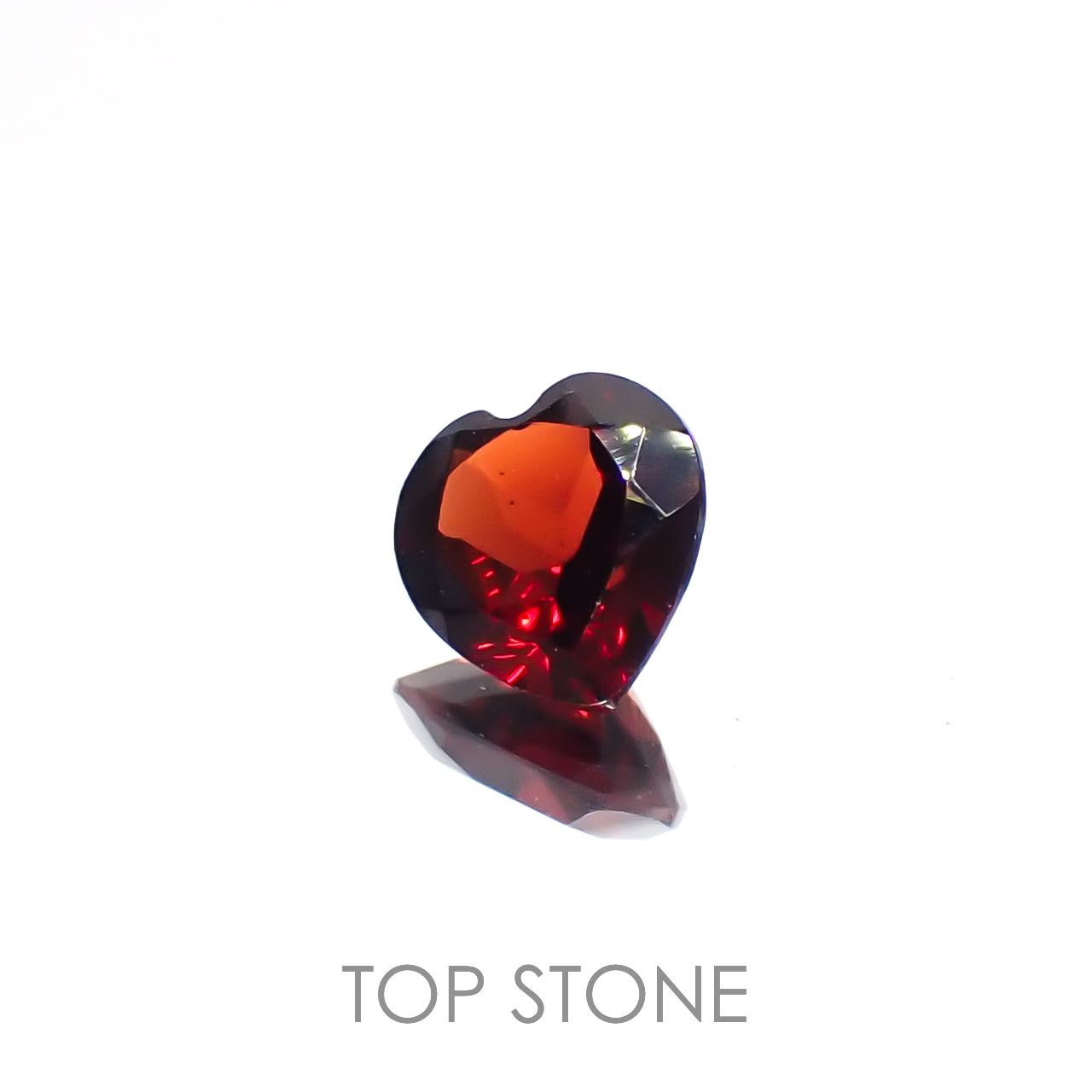 パイラルスパイトガーネット モザンビーク産 0.89ct[230119840]6x5.9mm前後