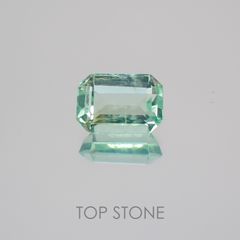 ミントベリル(宝石名グリーン・ベリル) ブラジル産 0.71ct 識別済[21079836]6.5×4.6mm前後
