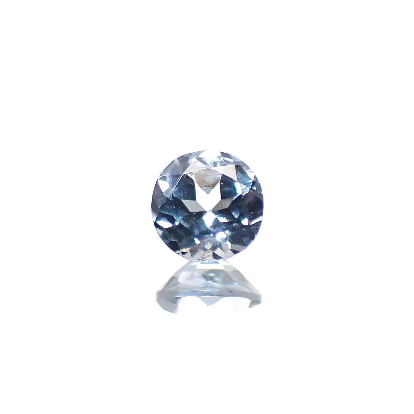 ベキリーブルーガーネット（カラーチェンジガーネット アレキタイプ） マダガスカル・ベキリー産 0.23ct [241229618]3.7x3.6mm前後