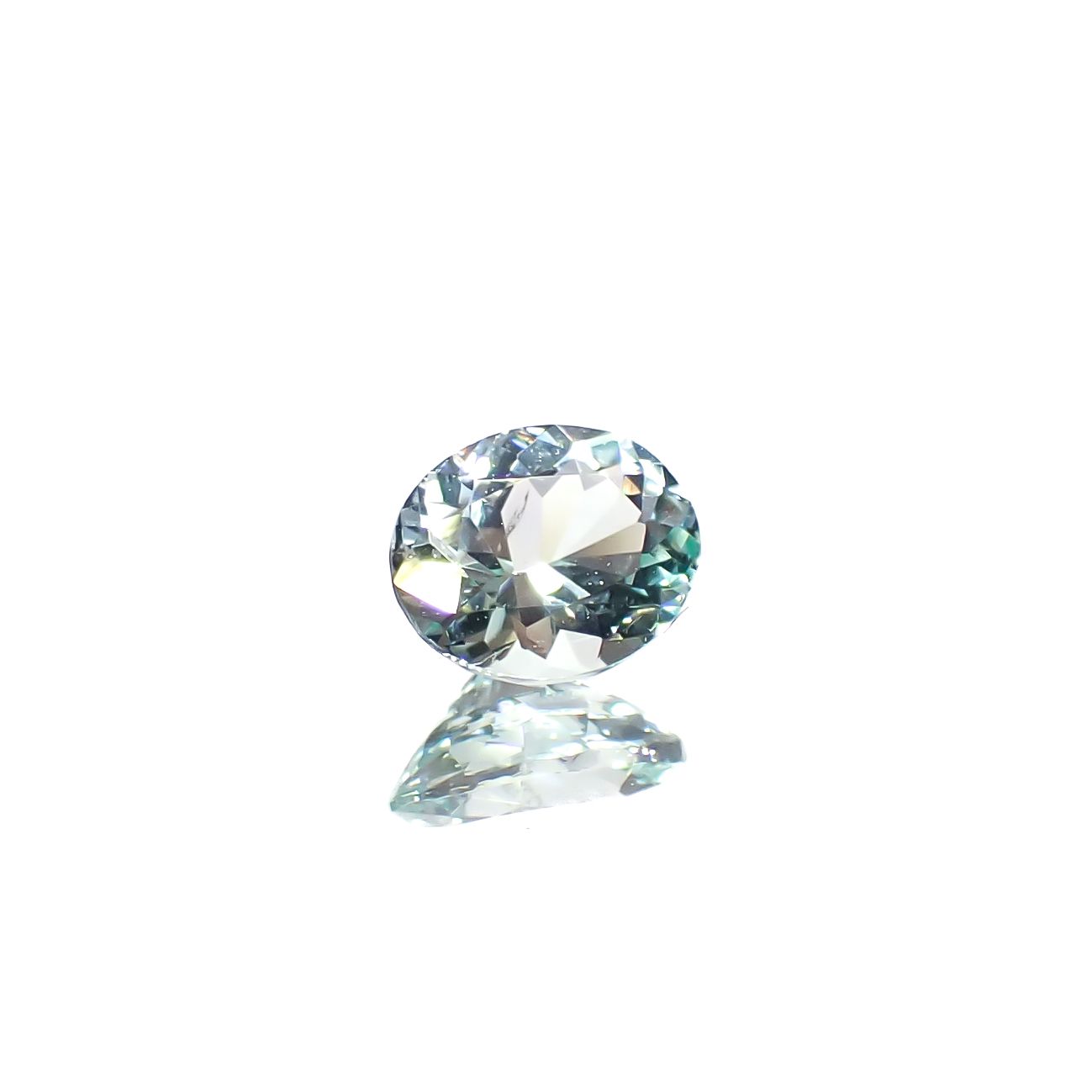ミントベリル ブラジル産 0.23ct[240728584]4.6x3.8mm前後