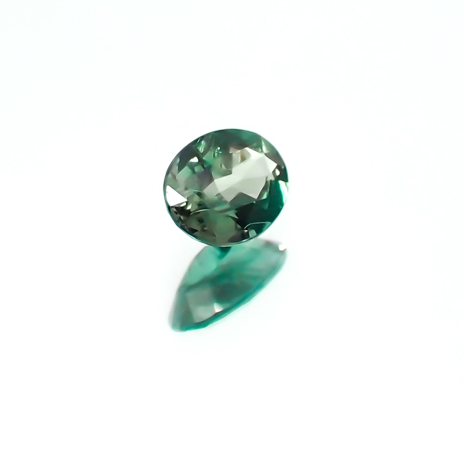 アレキサンドライト ブラジル産 ルース 0.09ct[20128458]3.3×2.5mm前後