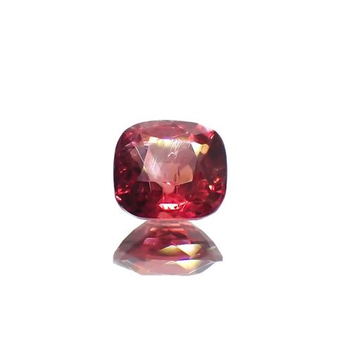 オレンジスピネル(宝石名スピネル)ビルマ/マダガスカル産 0.85ct 識別済[220817509]5.8x5.5mm前後