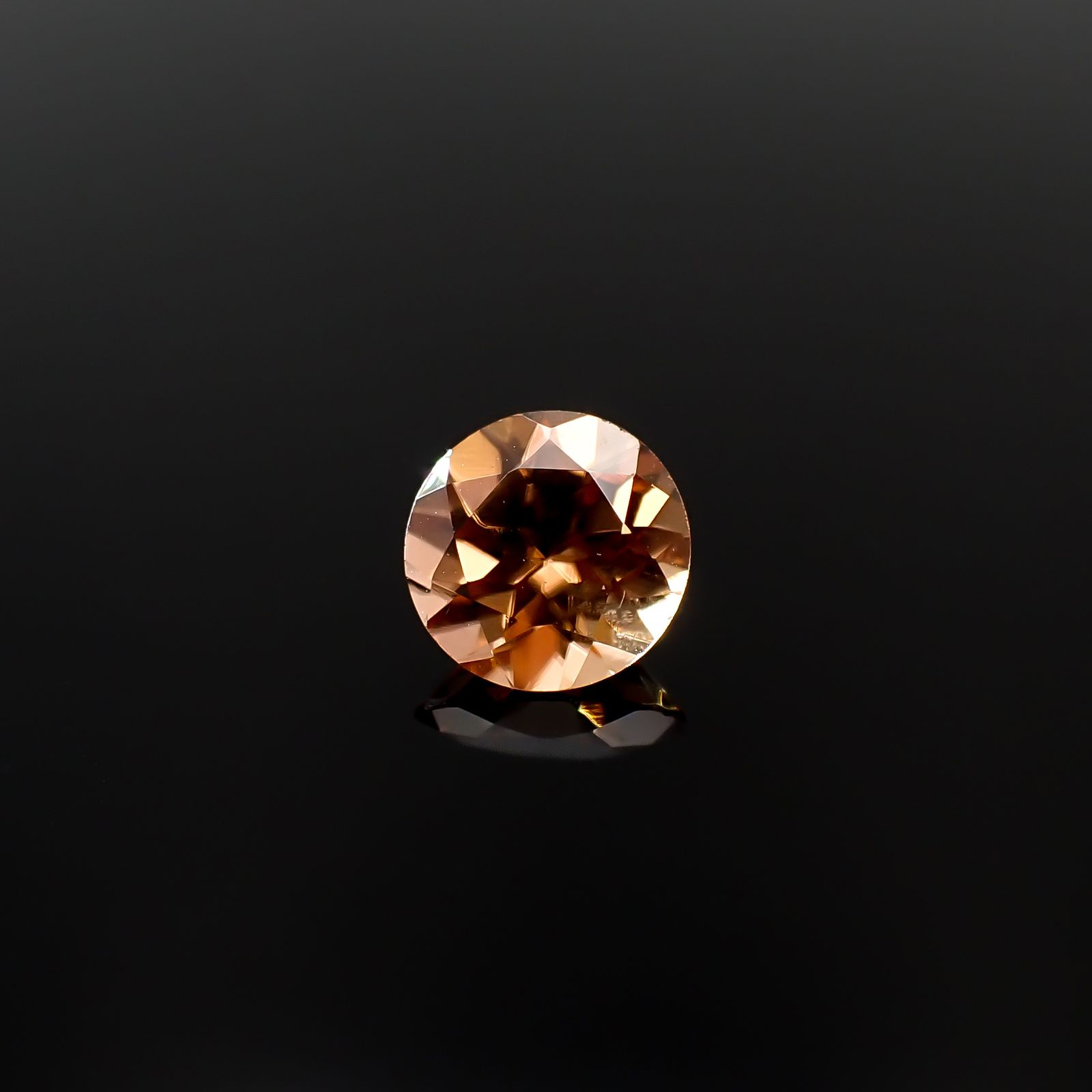 オレンジジルコン スリランカ/カンボジア産 1.82ct[240628114]7.1x7mm前後