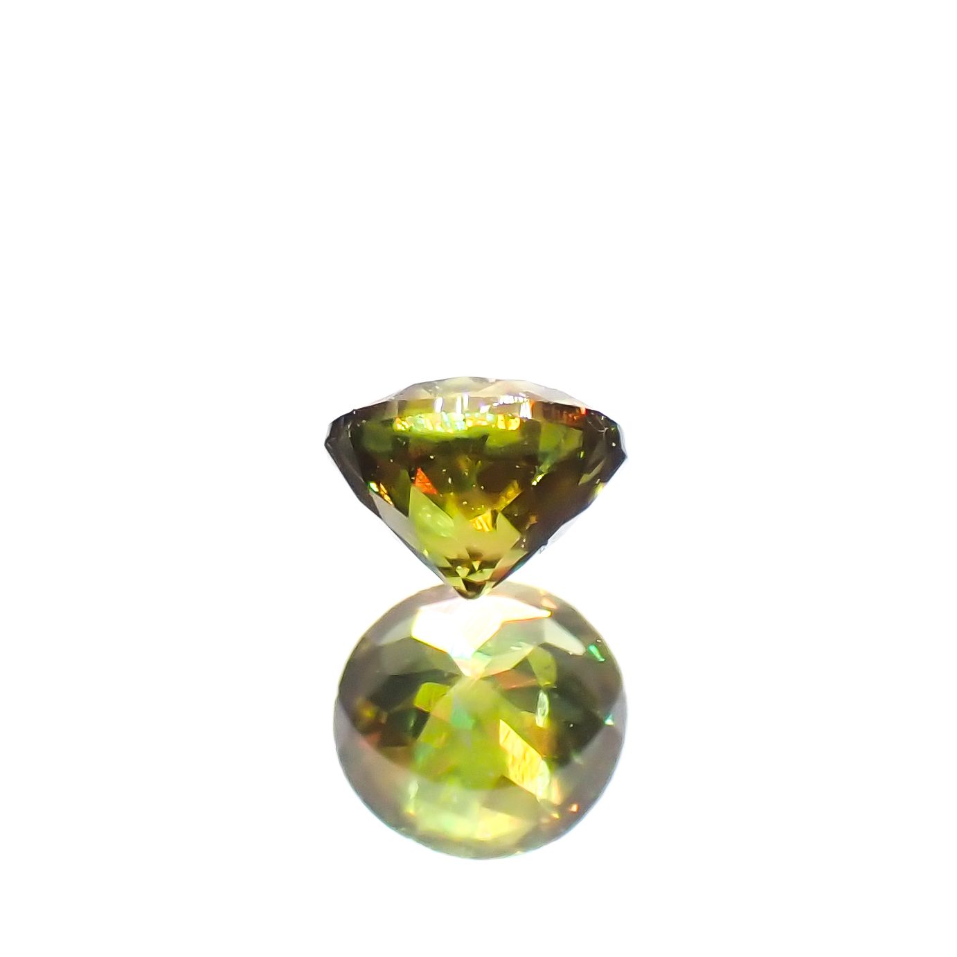 カラーチェンジスフェーン パキスタン産 0.17ct[230522189]3.2x3.2mm前後