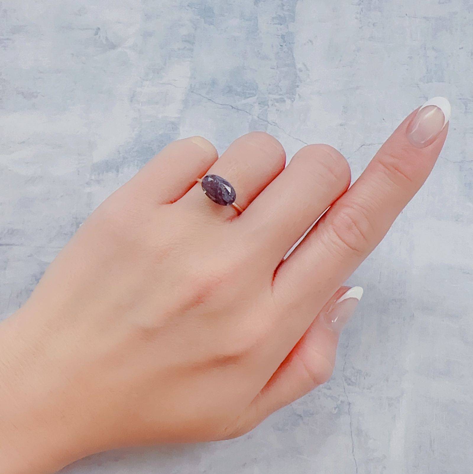 ブラッドショットアイオライト インド産 1.71ct[221219652]10.8x7mm前後
