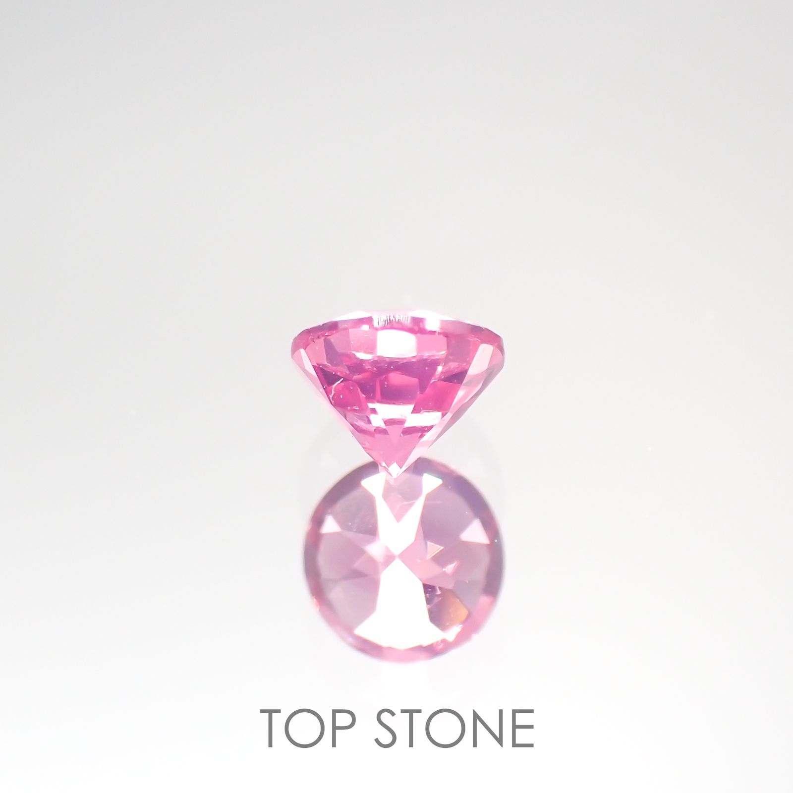 ホットピンクスピネル タンザニア産 ルース 0.33ct[210812582]4×4mm前後