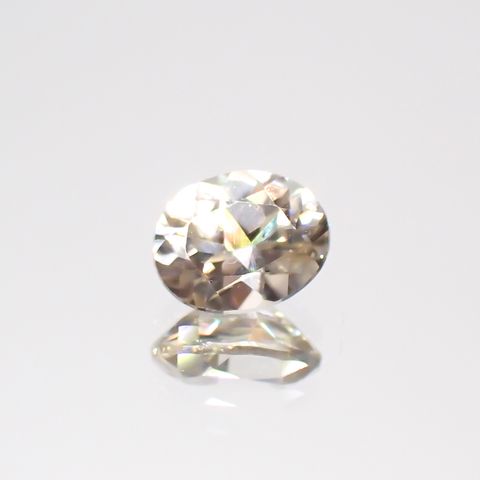 シャンパンカラージルコン(宝石名ジルコン)スリランカ/カンボジア産 0.59ct 識別済[230722984]5.2x4.1mm前後