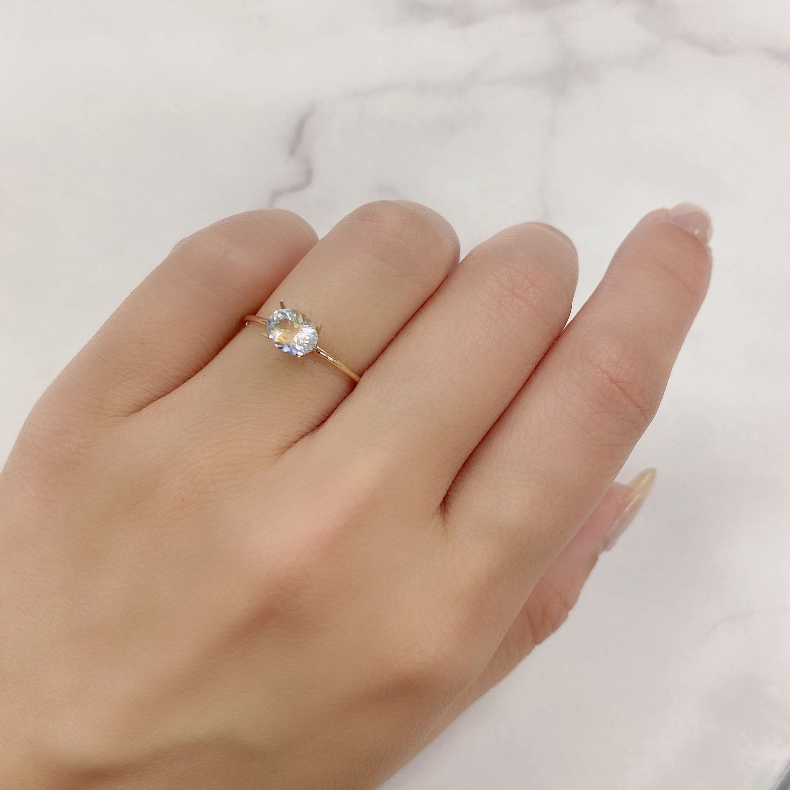 レインボームーンストーン(宝石名ラブラドライト)マダガスカル産 0.64ct 識別済[211113745]6.7x5.3mm前後