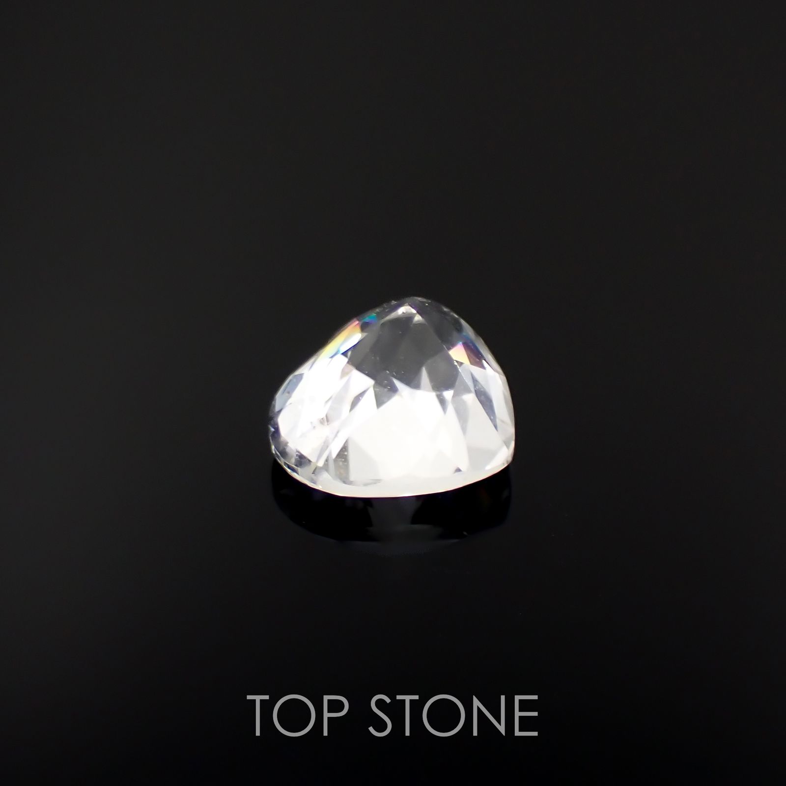 フェナカイト(宝石名フェナカイト)マダガスカル/ブラジル産 1.28ct 識別済[221119126]6.6x7.3mm前後