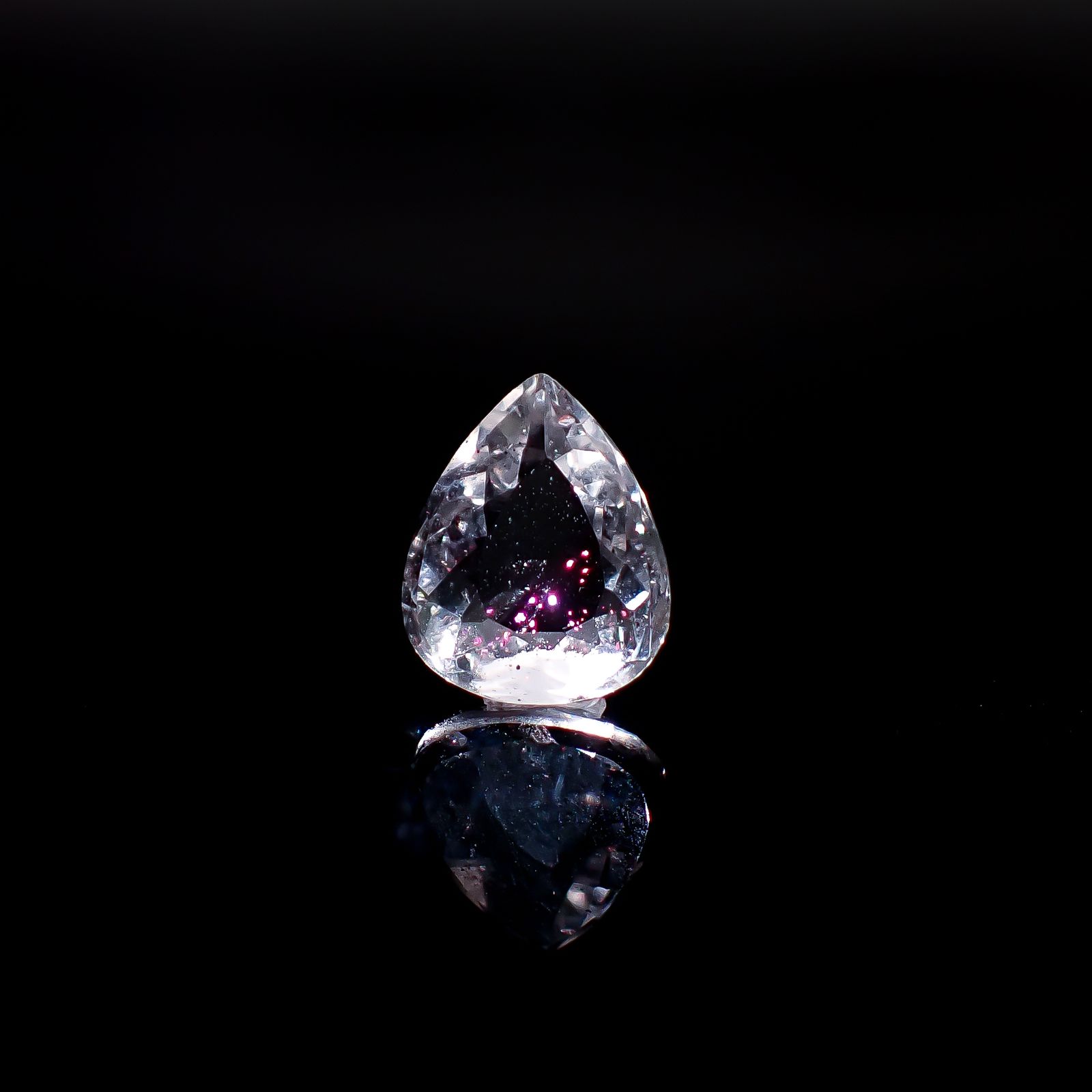 ティンカーベルクォーツ ブラジル産 2.79ct / 11.2x9mm前後 [260932864]