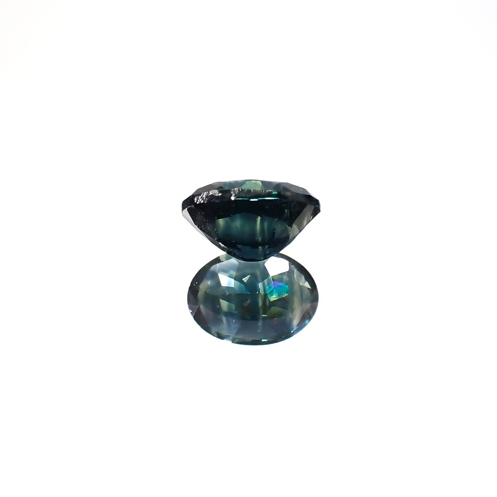 モンタナサファイア(宝石名サファイア)アメリカ・モンタナ州産 1.17ct 識別済[220616649]7.1x5.1mm前後