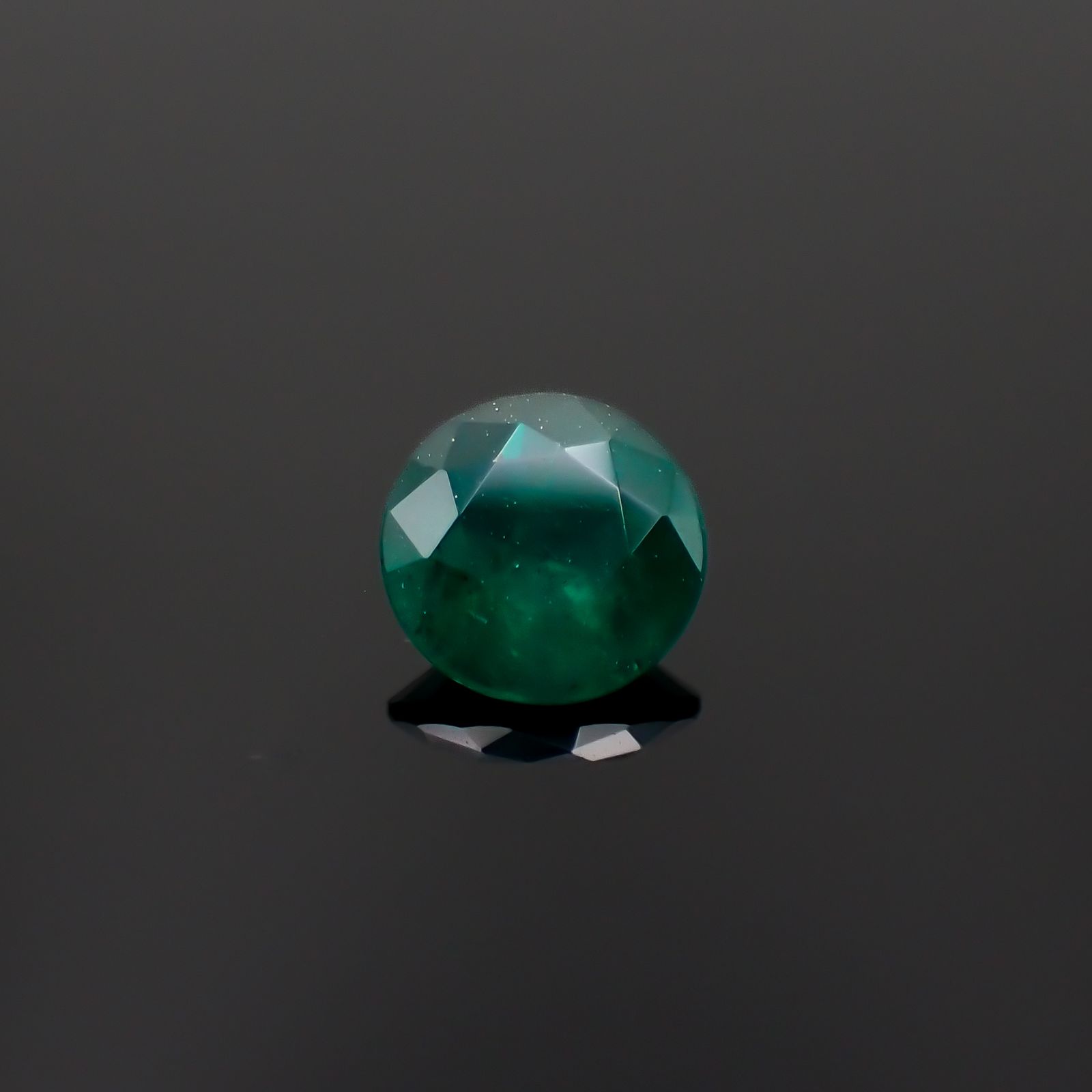 ダイオプテーズ ブラジル産 0.48ct[230421431]5.1x5.1mm前後