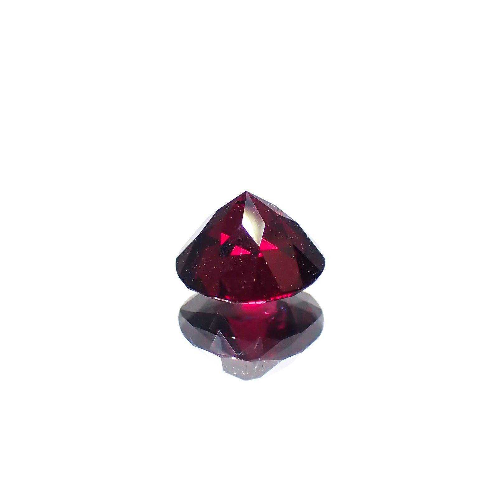 アントヒルガーネット(クロムパイロープガーネット) アメリカ・アリゾナ州産 0.98ct[231224537]6.1x6mm前後