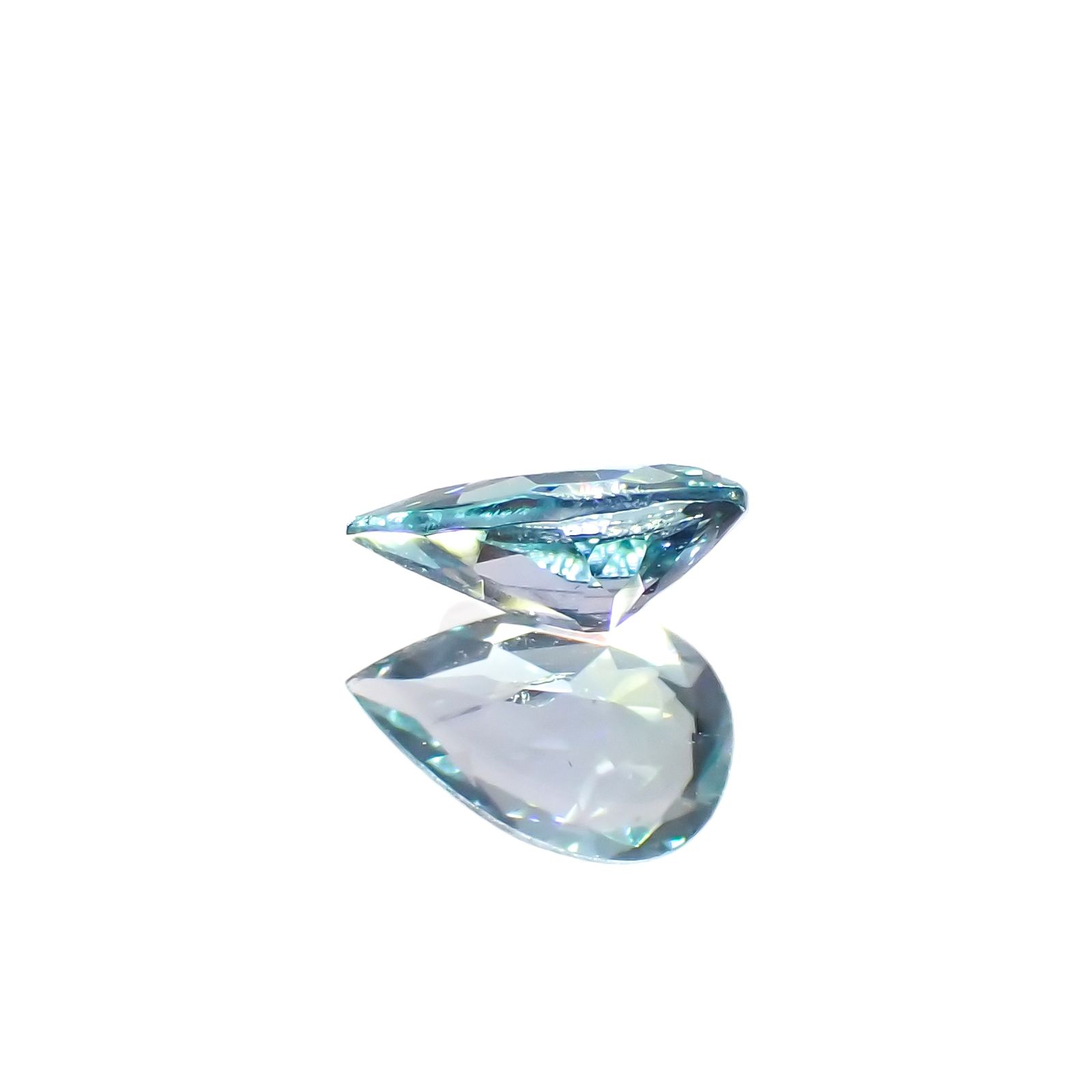 ブルーコーネルピン タンザニア産 0.28ct[231224499]5.7x3.6mm前後