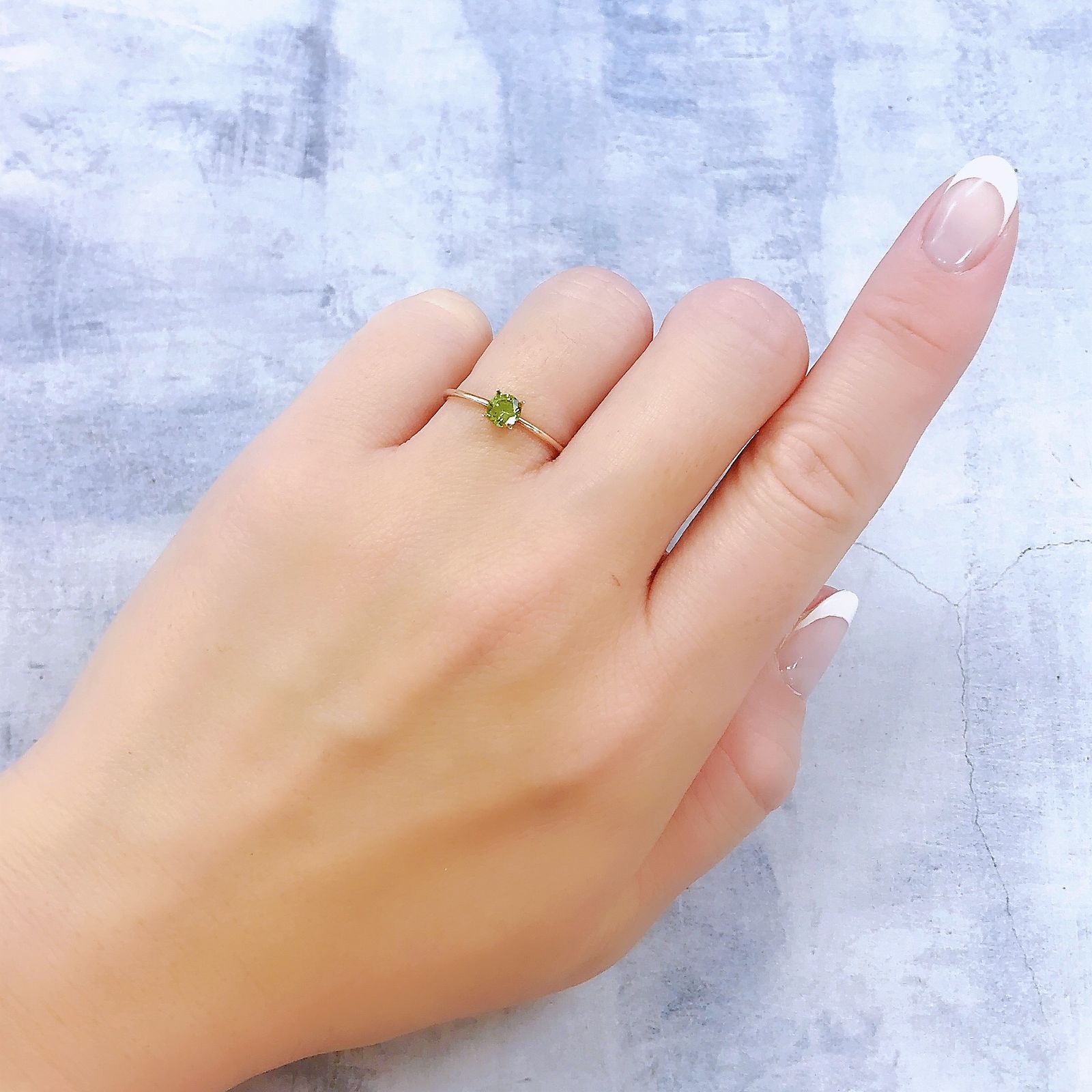 デマントイドガーネット(宝石名デマントイド・ガーネット)ロシア産 0.32ct 識別済[221219467]4.2x4.2mm前後