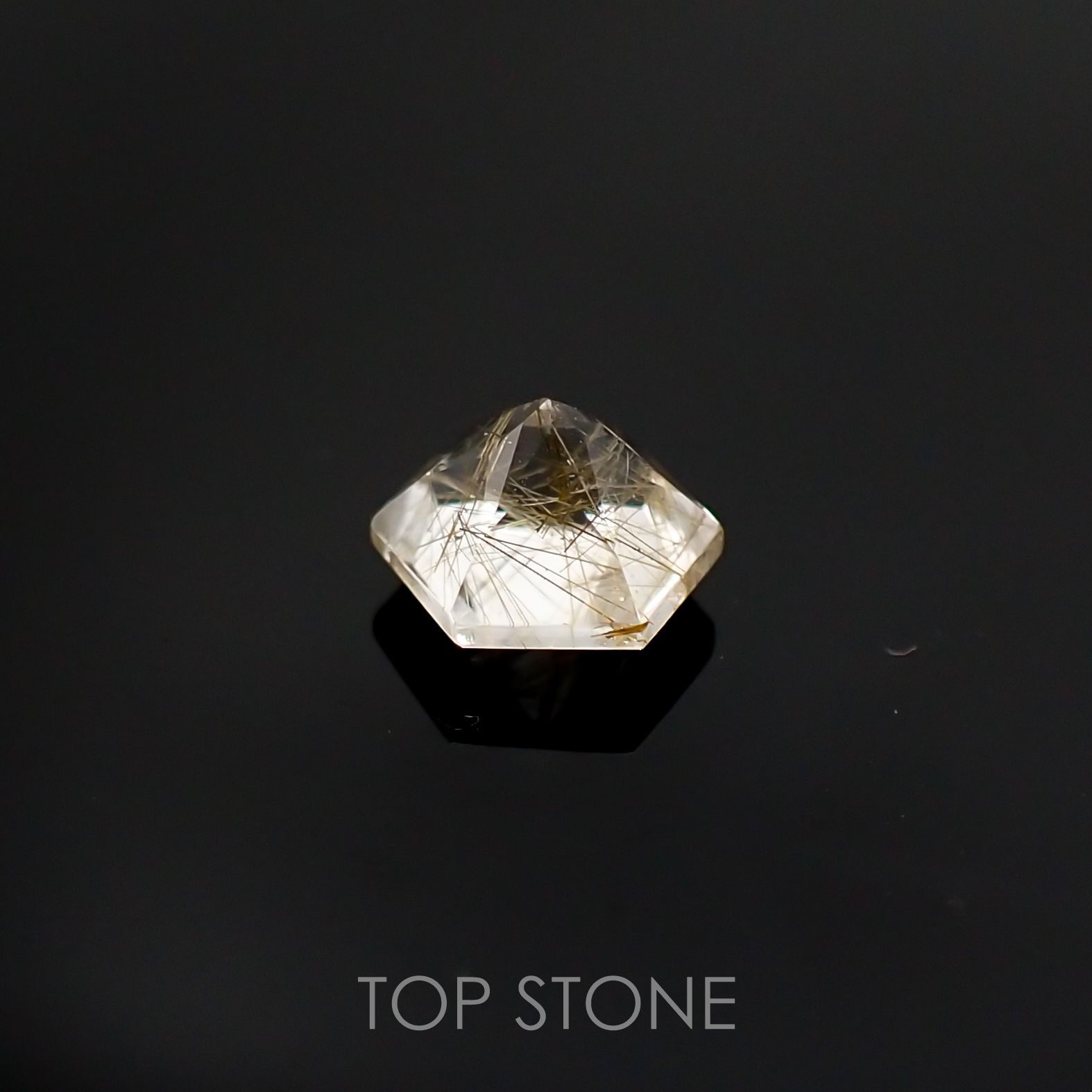 ◇ヘキサゴンカット◇ルチルクォーツSA ブラジル産 ルース 0.59ct[210511012]5.1×5.1mm前後