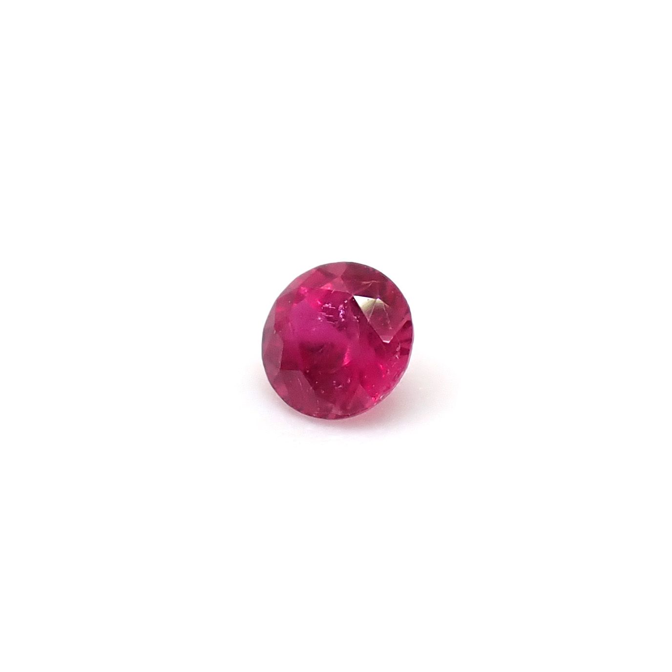 ルビー グリーンランド産 0.15ct / 3x3mm前後 [261033224]