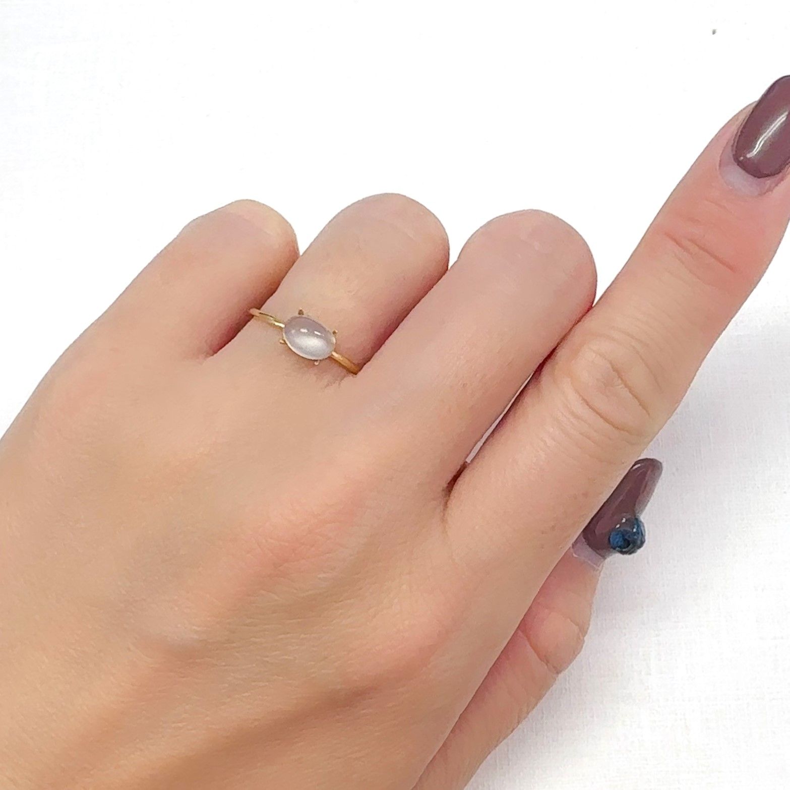 ムーンストーンキャッツアイ インド産 0.96ct[240527748]6.9x4.9mm前後