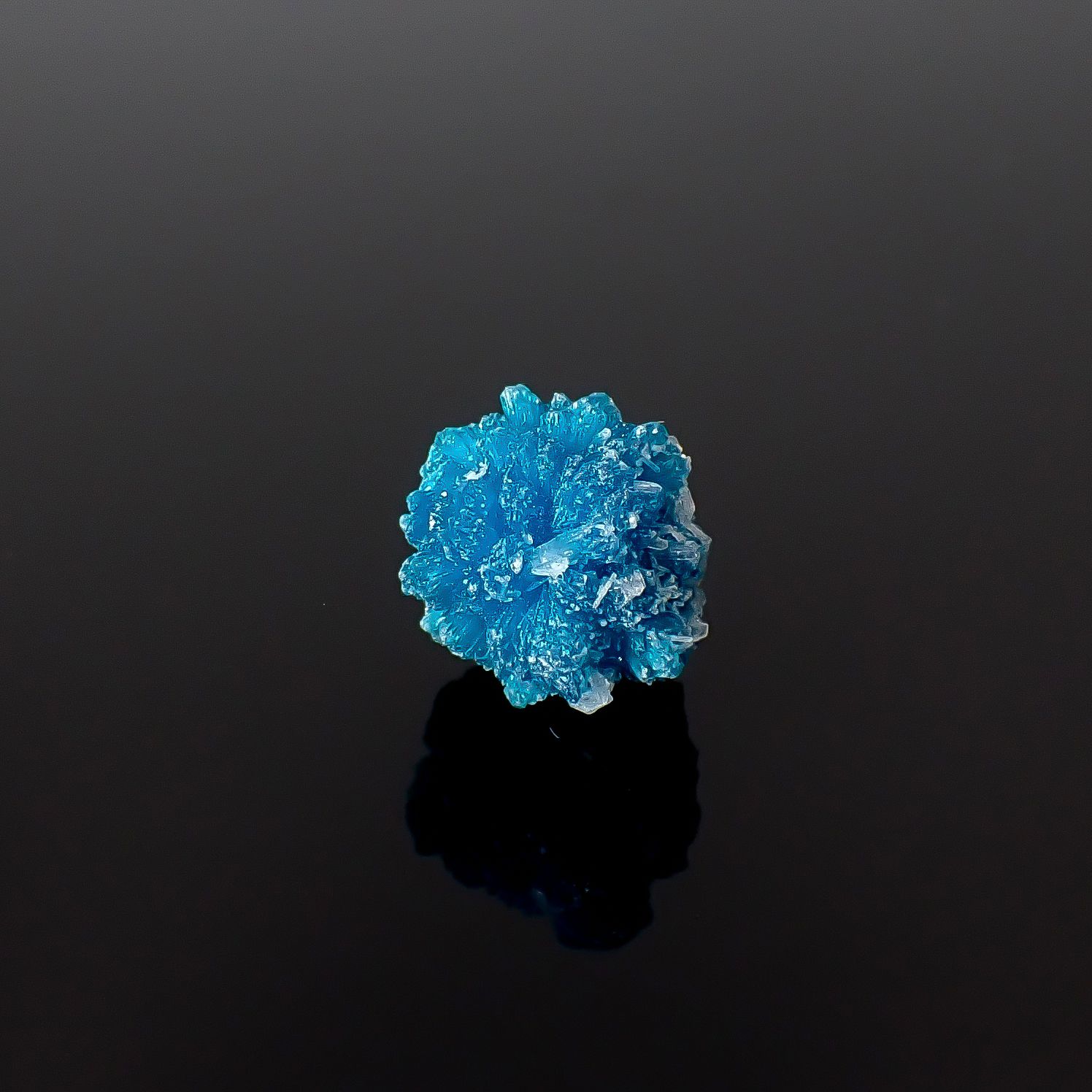 カバンサイト原石 インド産 4.51ct / 11.1x10.9mm前後 [260431950]