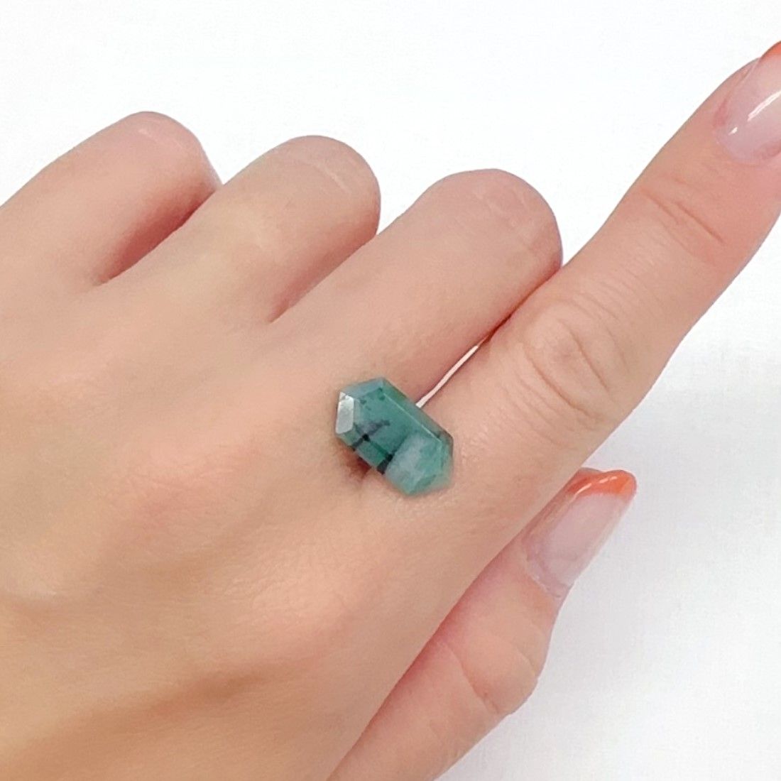 ◇カスタムカット◇エメラルド ブラジル産 2.97ct[240326487]15.6x8.2mm前後